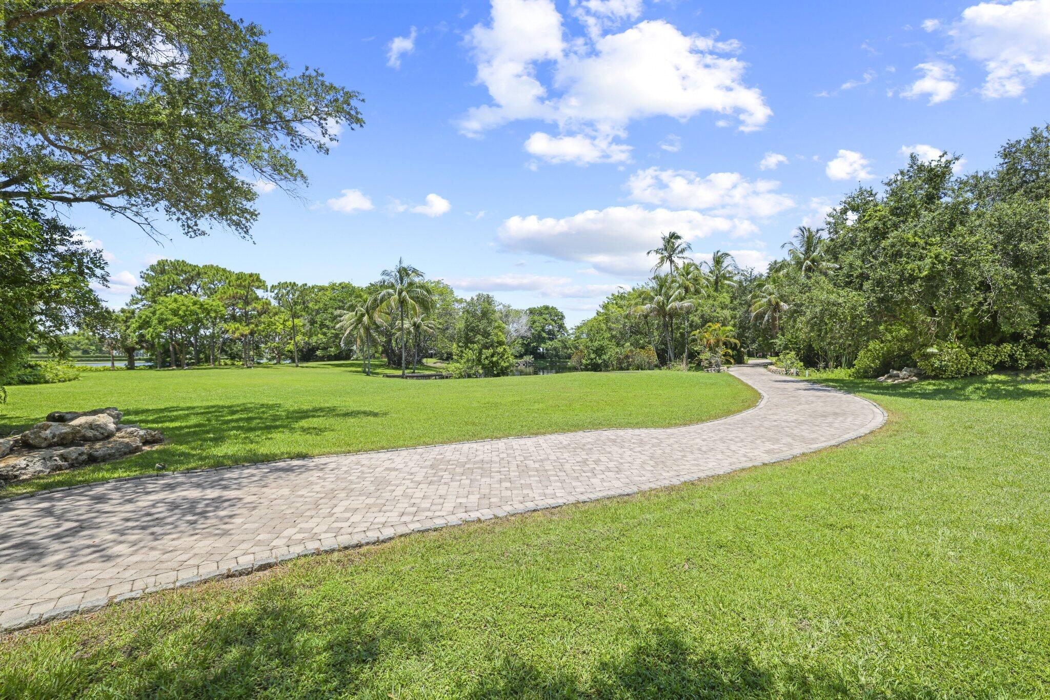 6001 Le Lac Boca Raton, FL 33496