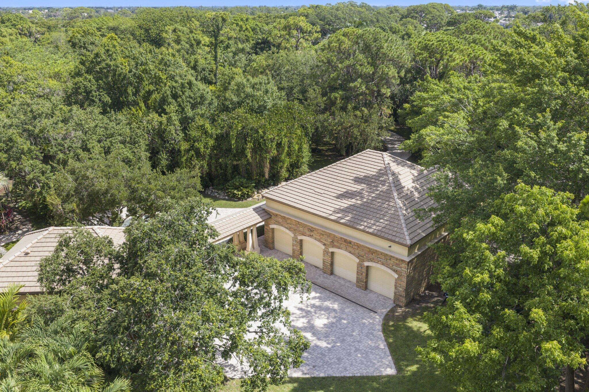 6001 Le Lac Boca Raton, FL 33496