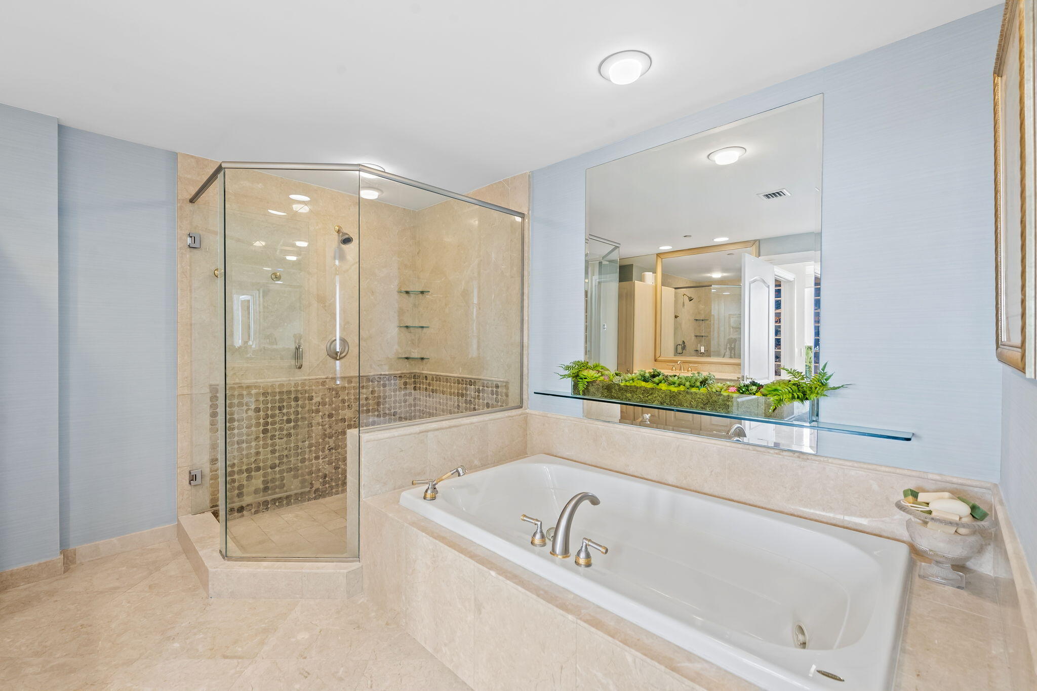3501 N Ocean #Ph 7 Hollywood, FL 33019