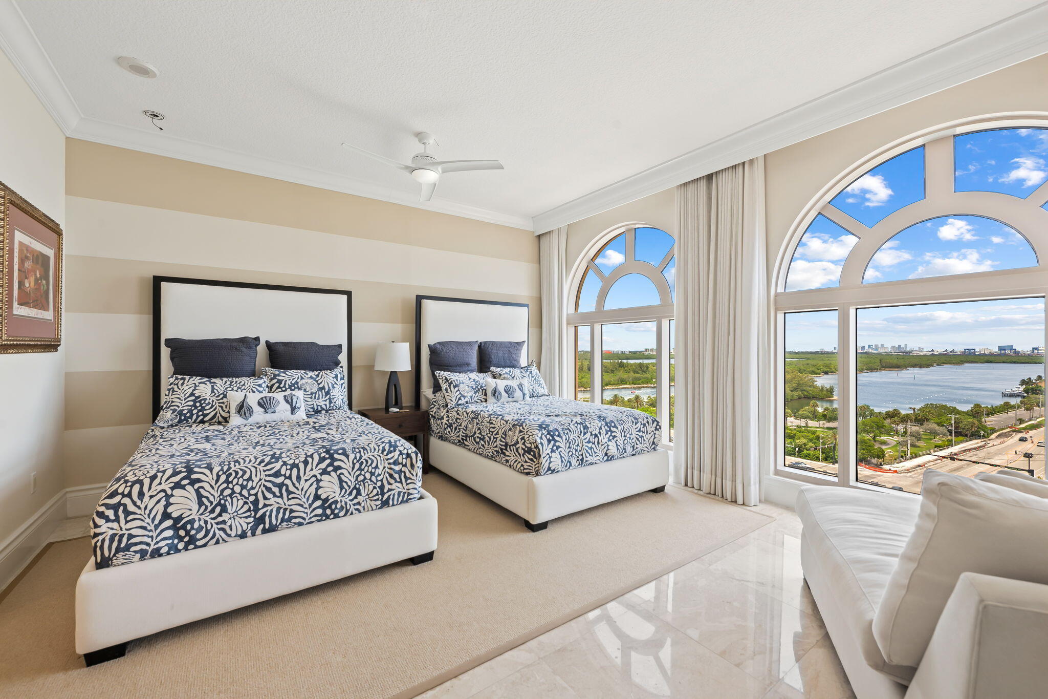3501 N Ocean #Ph 7 Hollywood, FL 33019