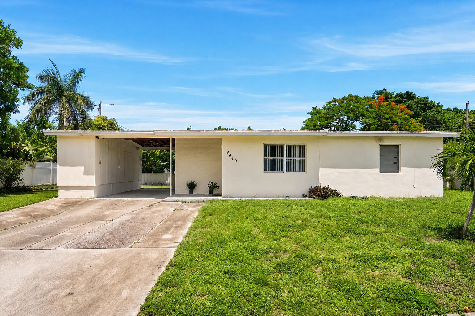 4440 NE 14th
