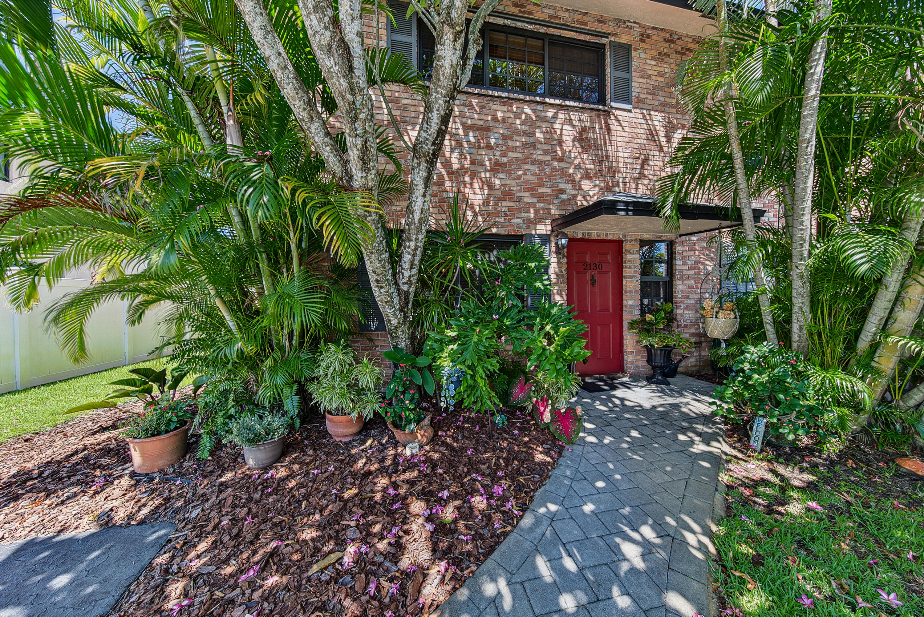 2130 NE 9th