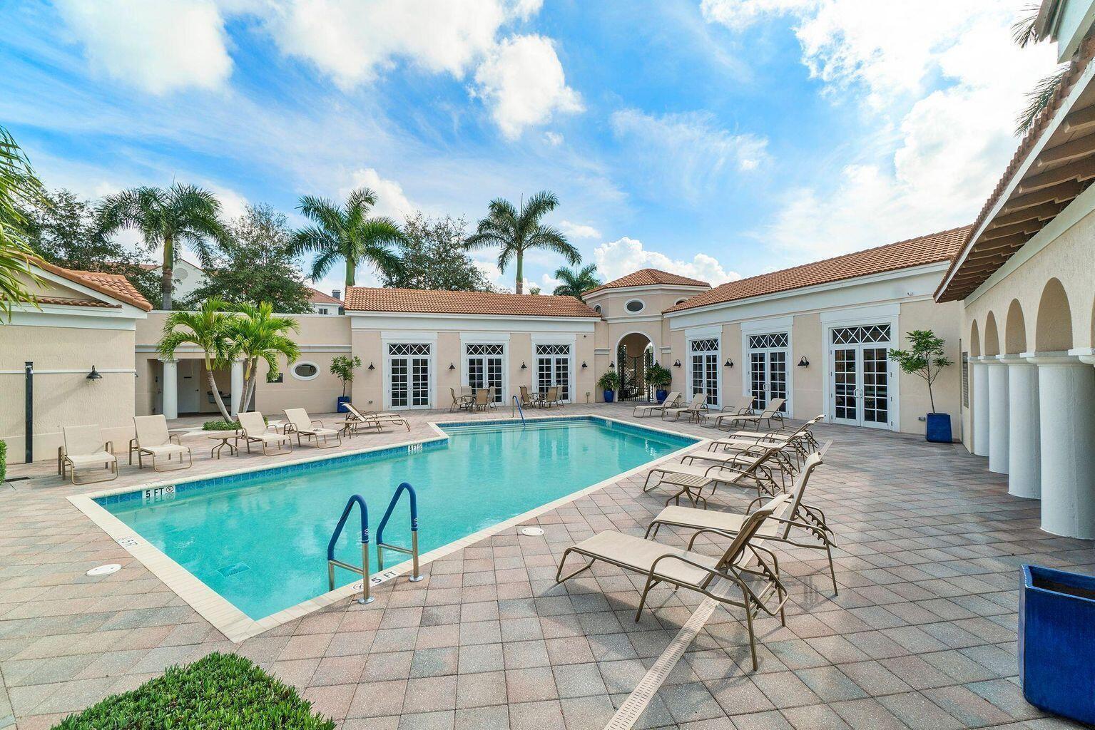 8332 NW 7th