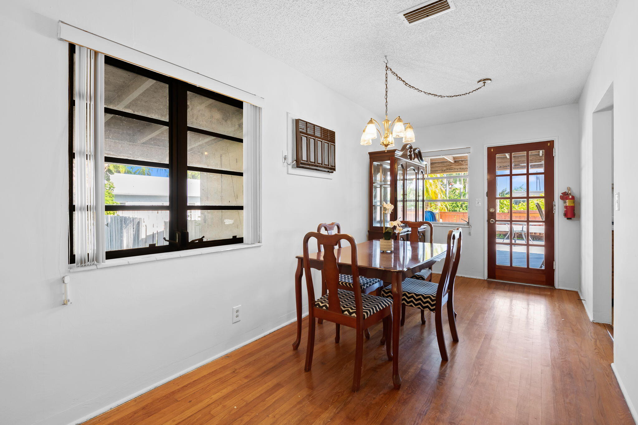 1221 SW 17th St Fort Lauderdale, FL 33315