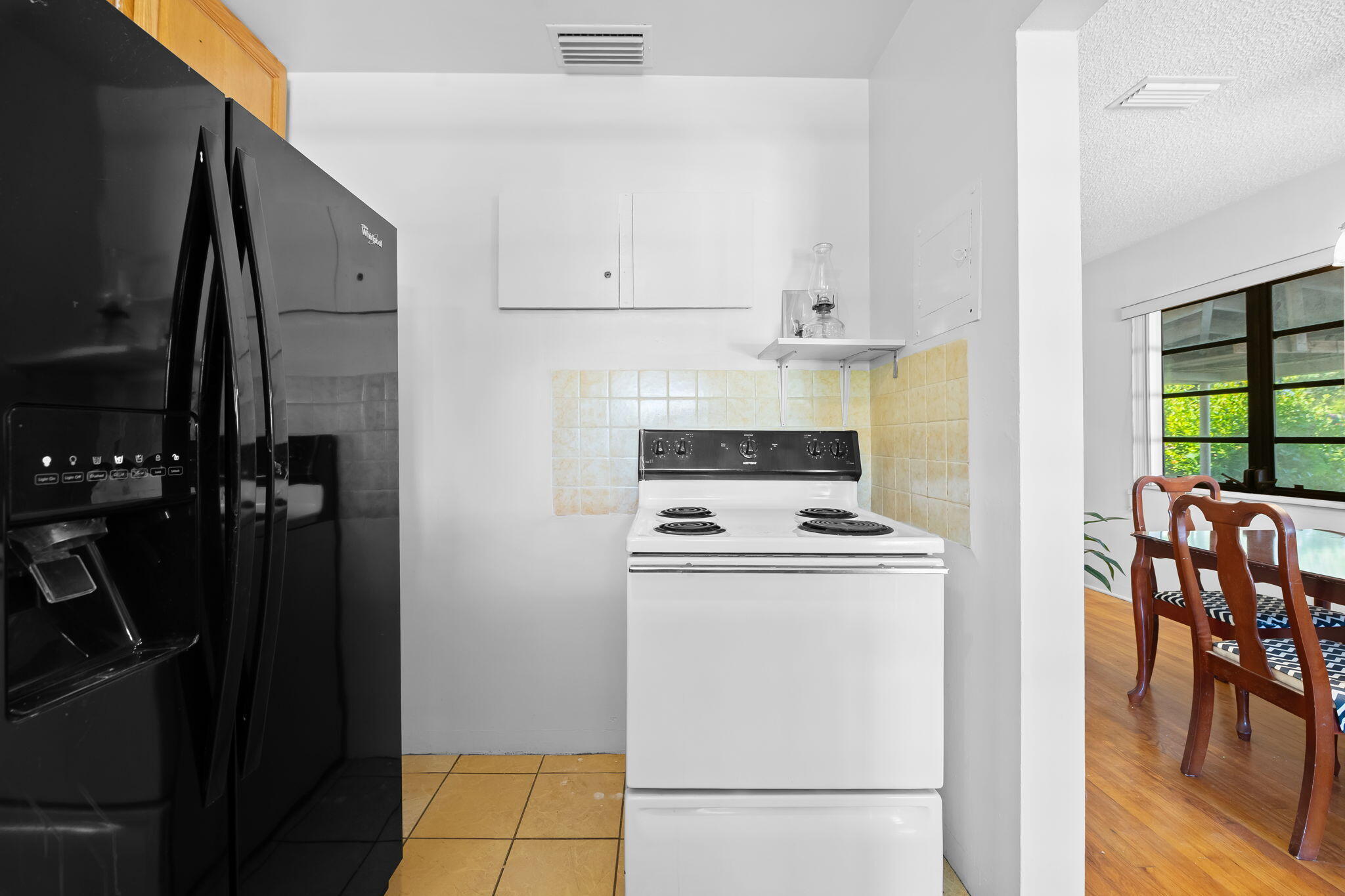 1221 SW 17th St Fort Lauderdale, FL 33315