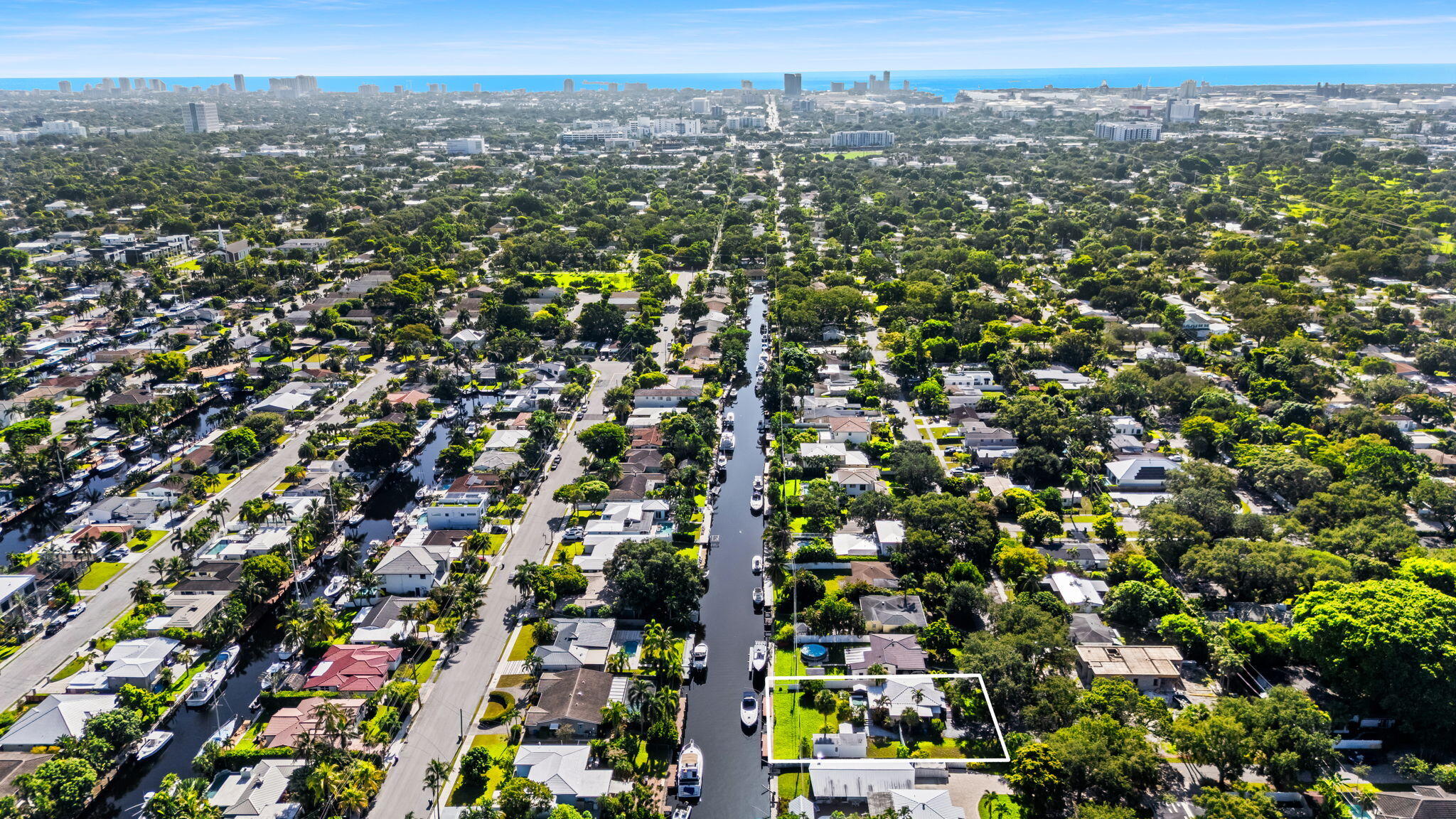 1221 SW 17th St Fort Lauderdale, FL 33315