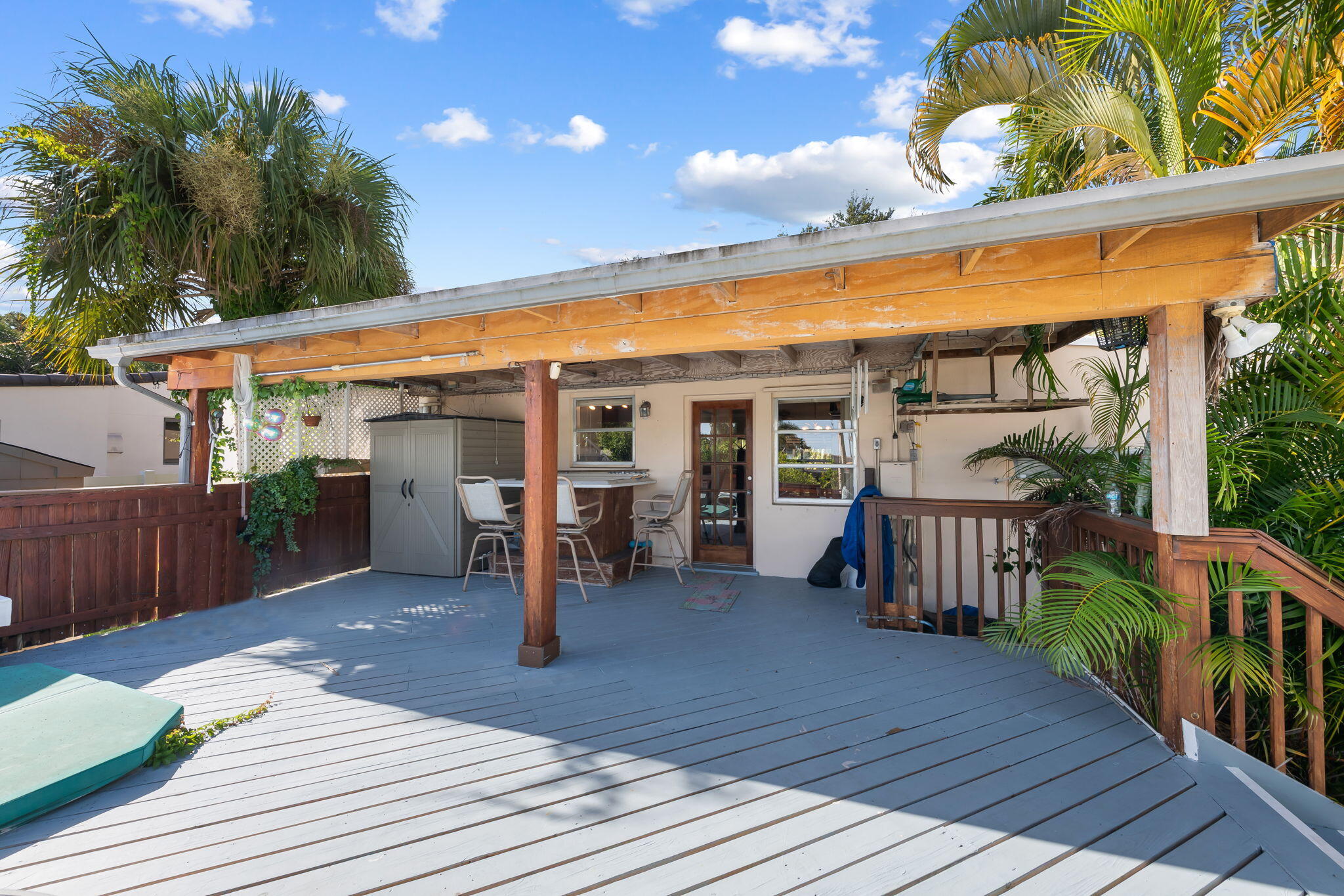1221 SW 17th St Fort Lauderdale, FL 33315