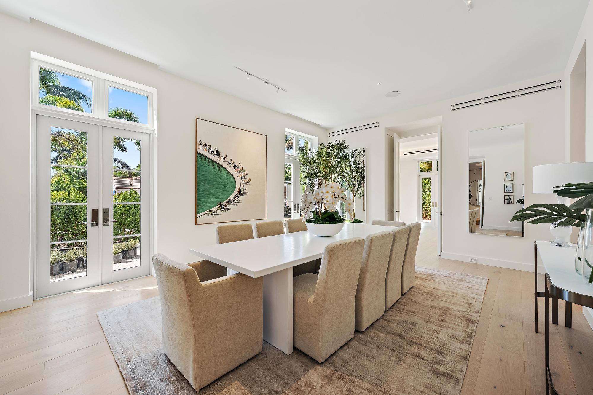 301 Plantation Rd Palm Beach, FL 33480
