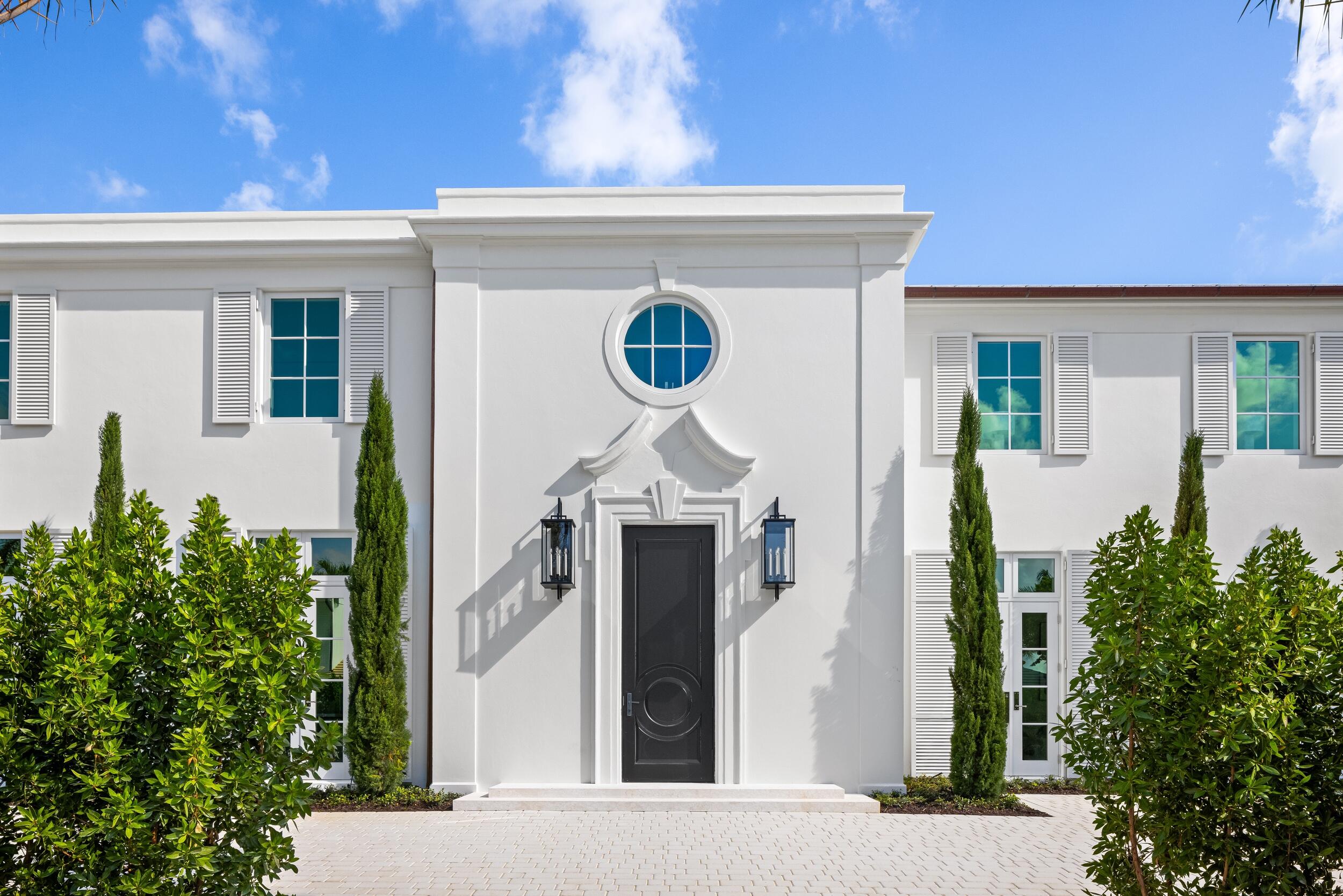 301 Plantation Rd Palm Beach, FL 33480