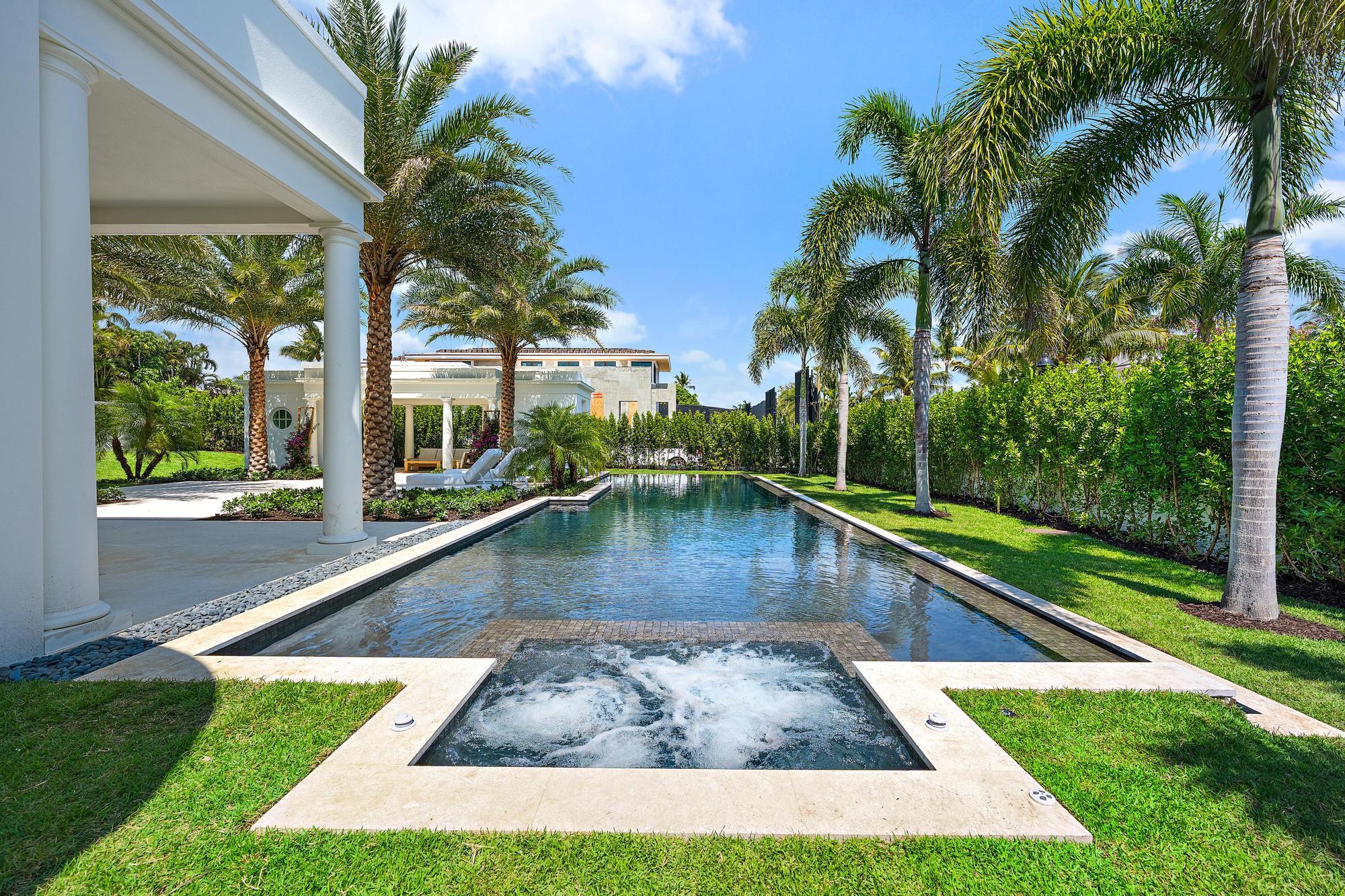 301 Plantation Rd Palm Beach, FL 33480