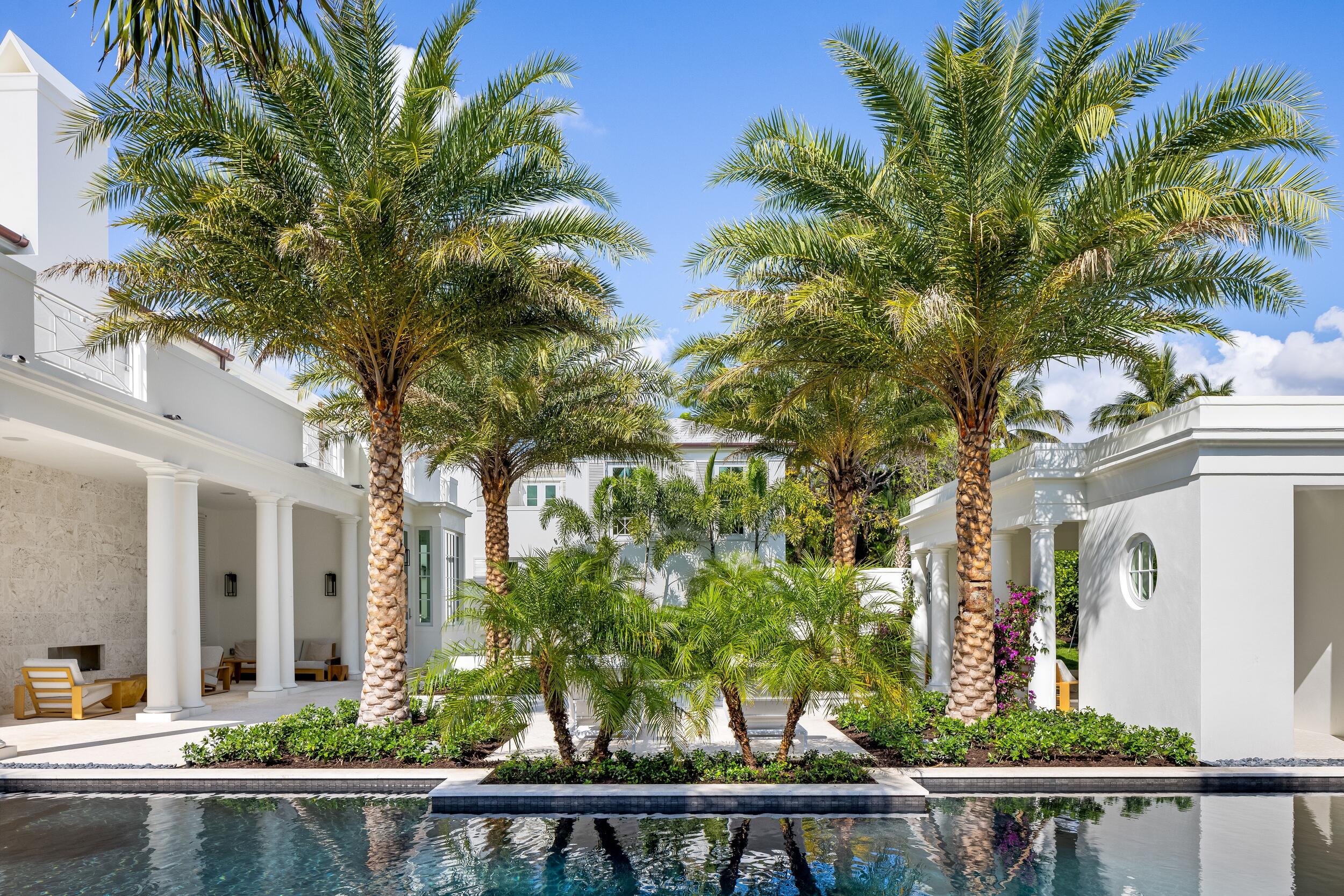 301 Plantation Rd Palm Beach, FL 33480