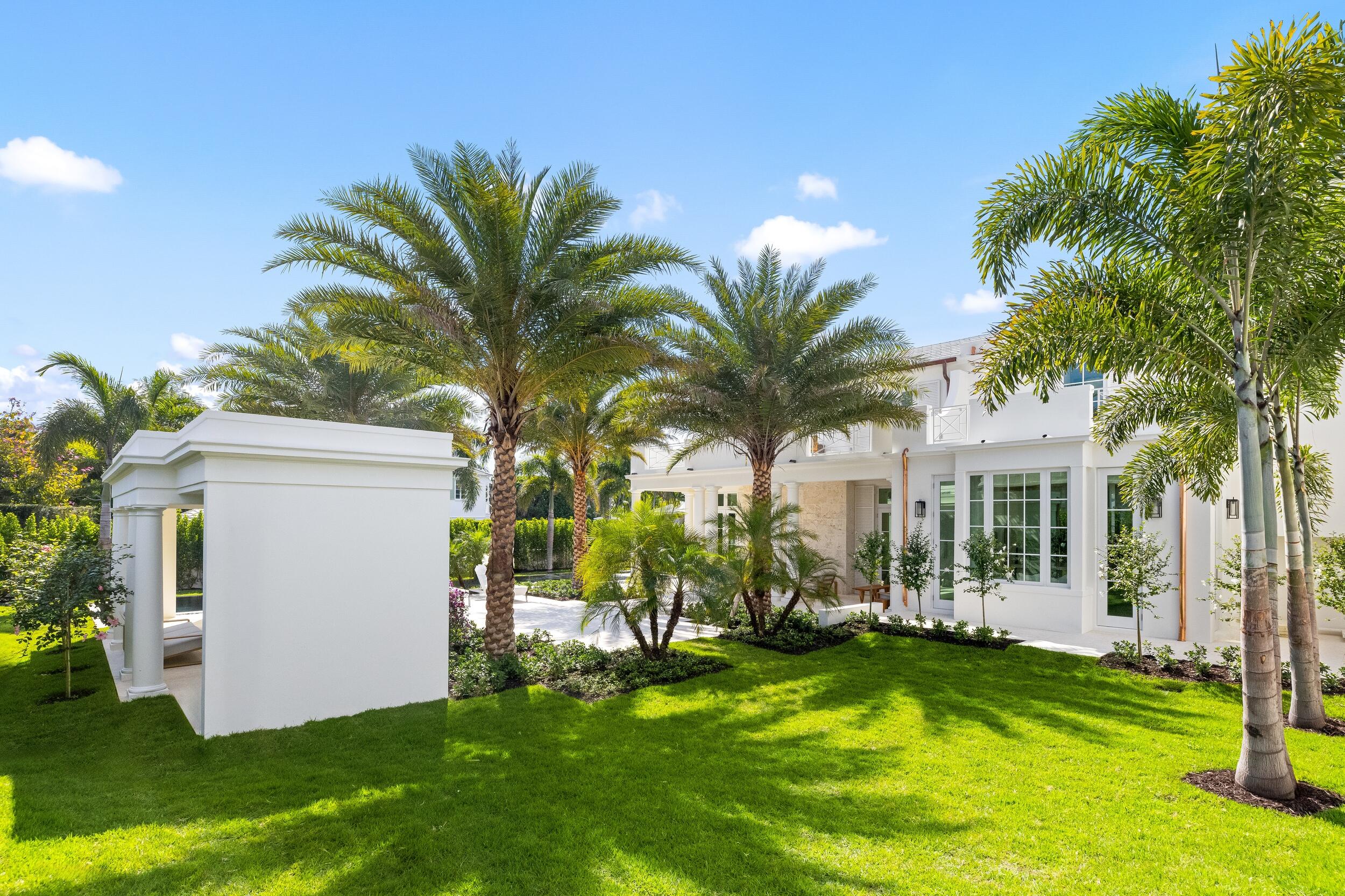 301 Plantation Rd Palm Beach, FL 33480