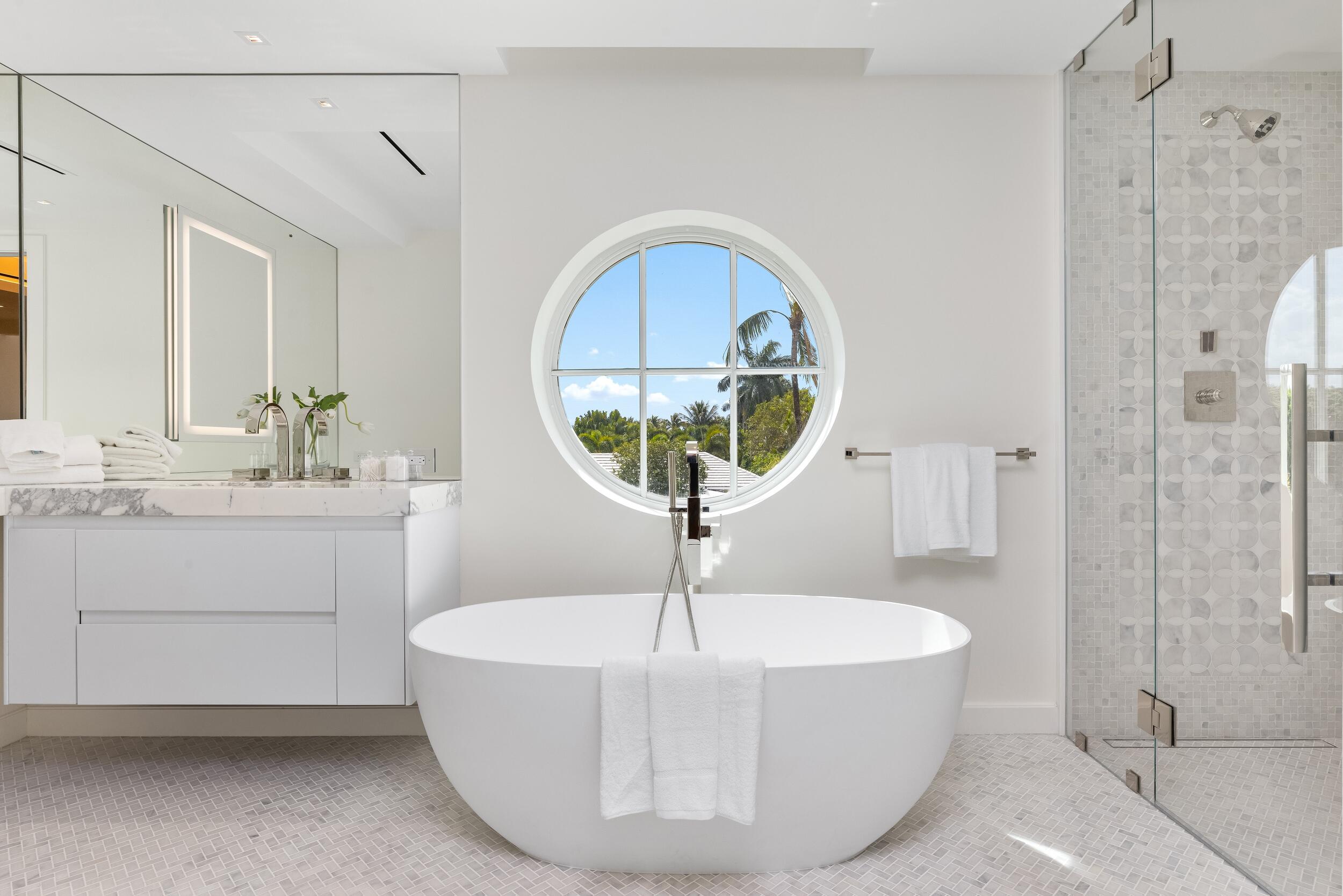 301 Plantation Rd Palm Beach, FL 33480