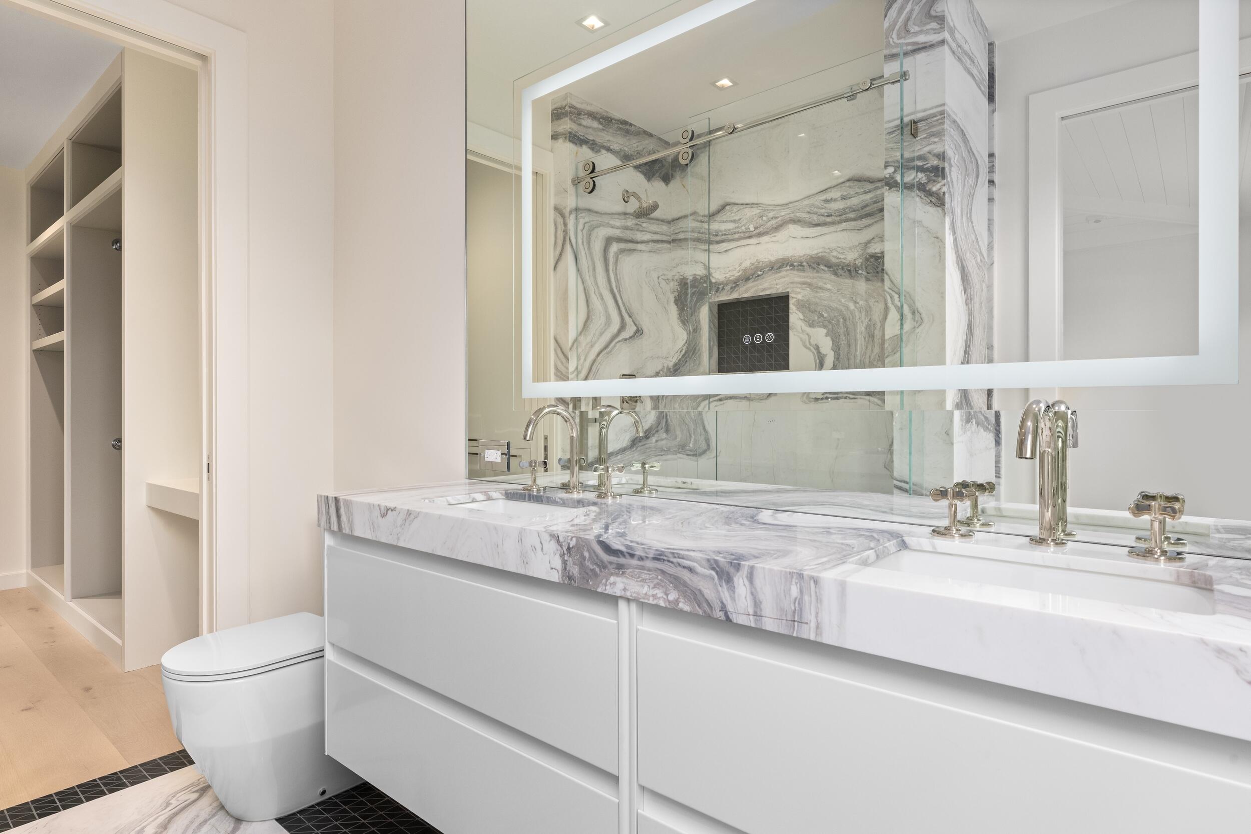 301 Plantation Rd Palm Beach, FL 33480