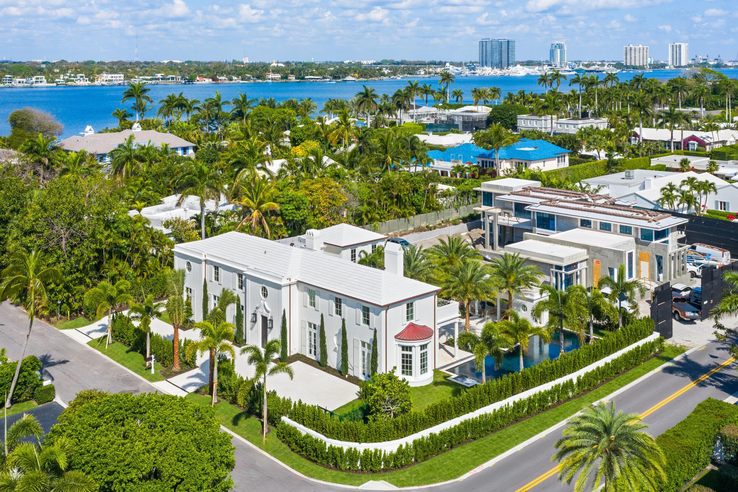 301 Plantation Rd Palm Beach, FL 33480