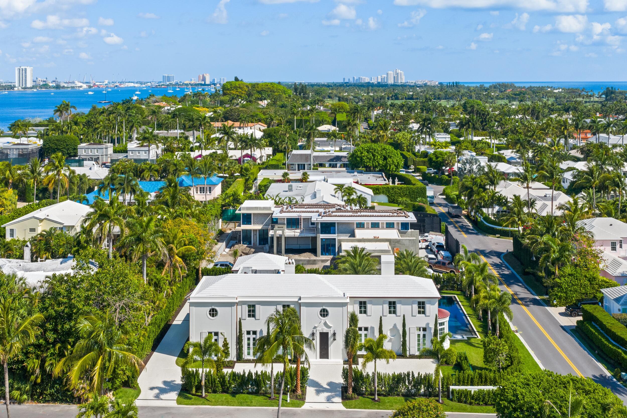 301 Plantation Rd Palm Beach, FL 33480