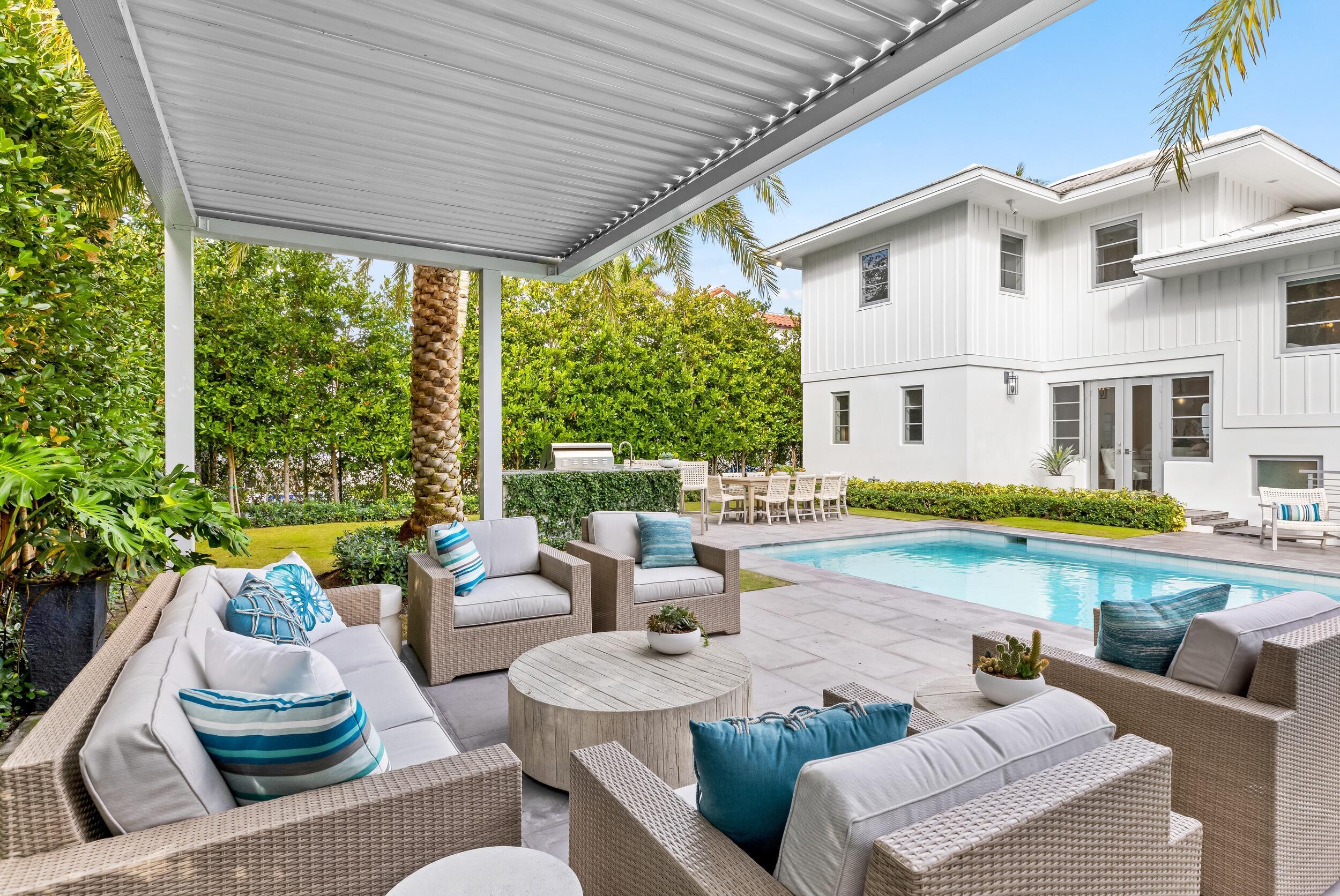 2745 S Flagler Dr West Palm Beach, FL 33405