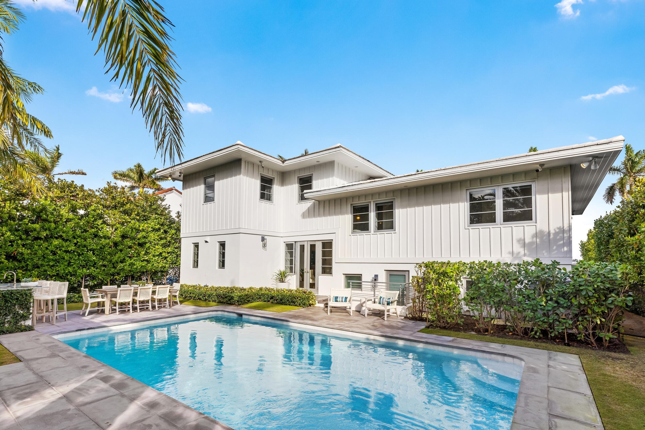 2745 S Flagler Dr West Palm Beach, FL 33405