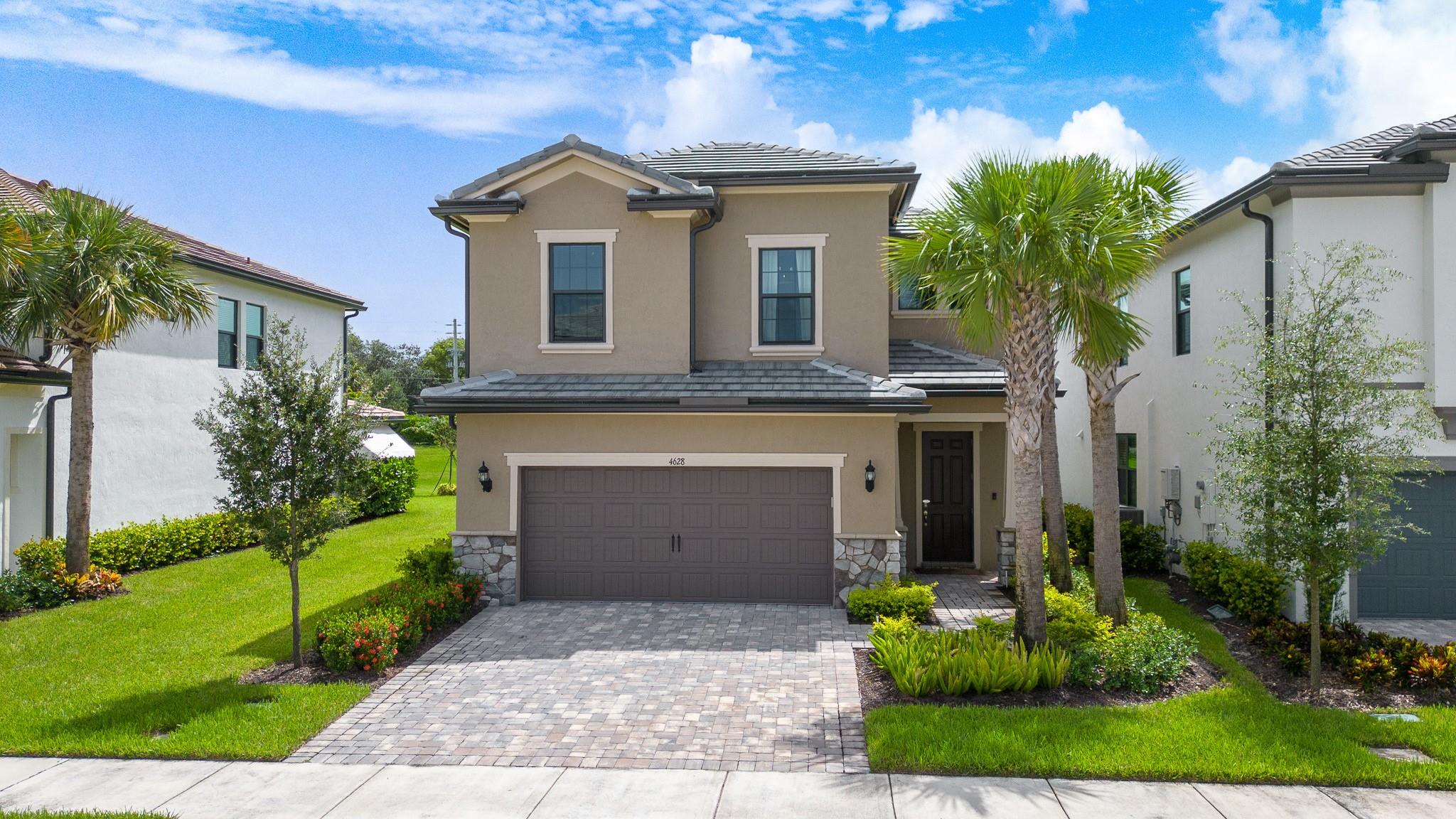 4628 Pinehurst Trl E