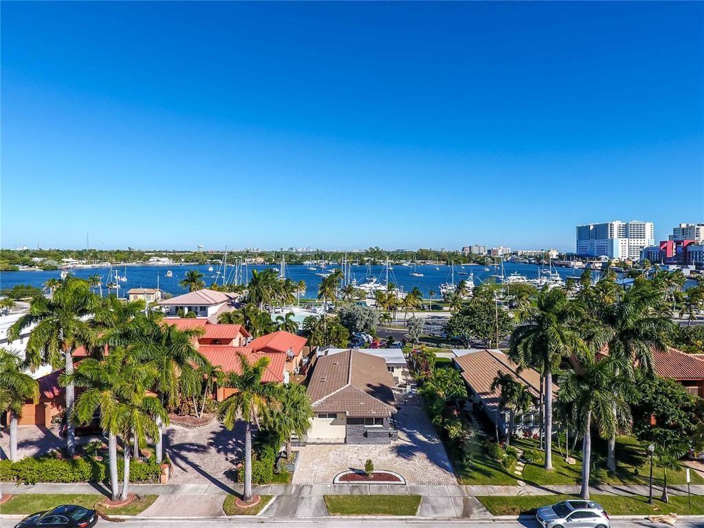 735 Tyler St,Hollywood, FL 33019