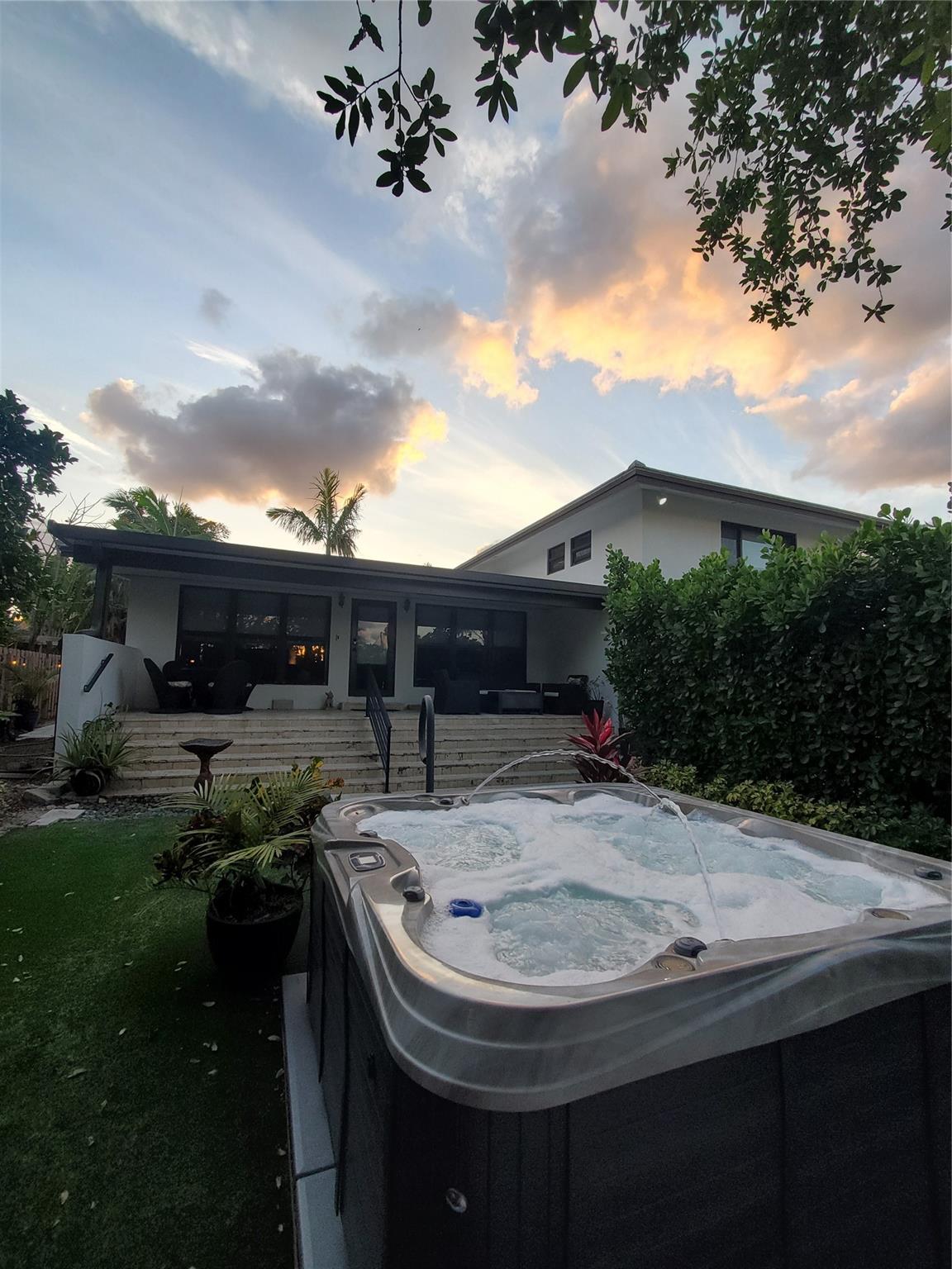 Undisclosed Address Fort Lauderdale, FL 33316