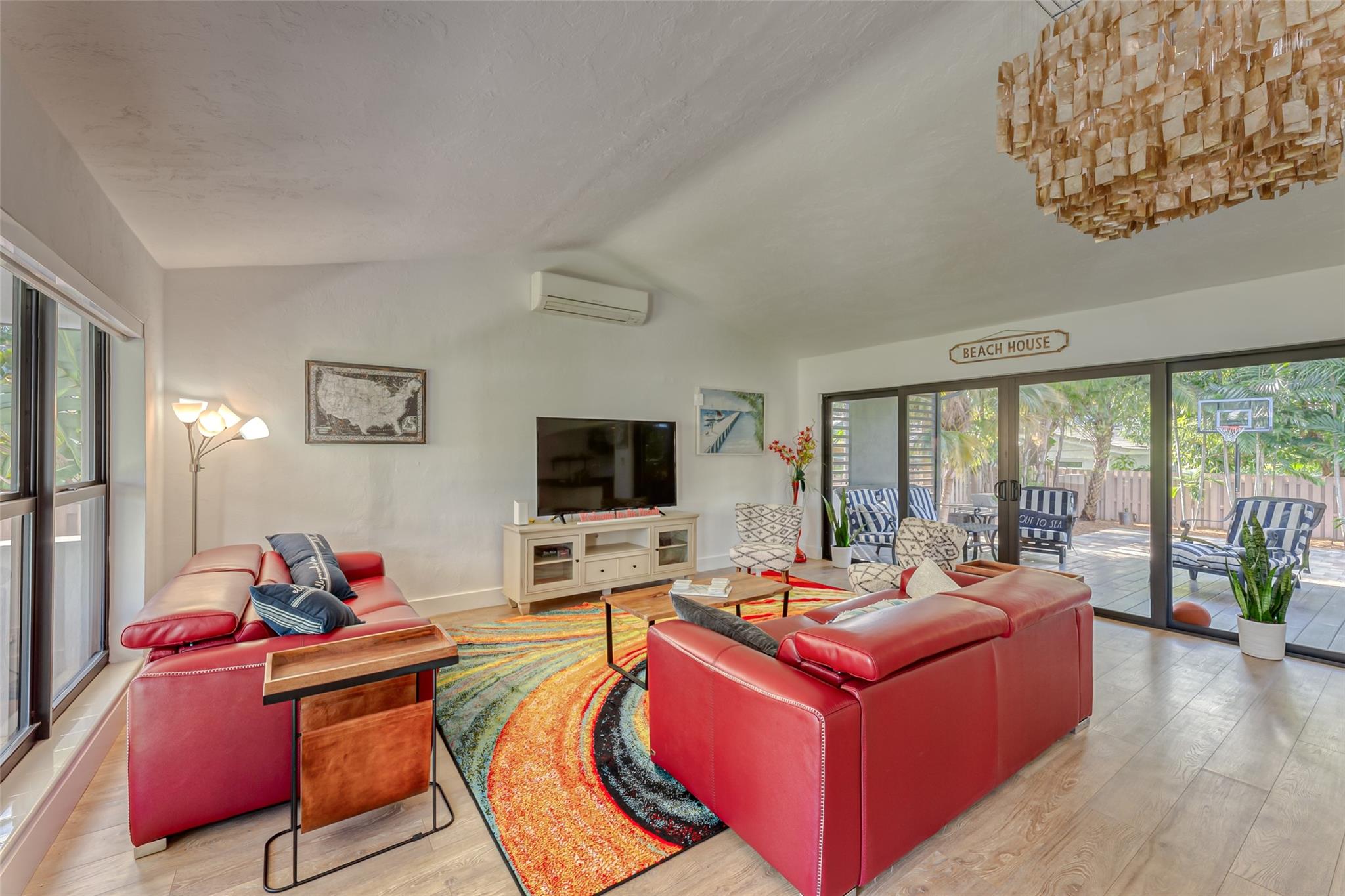 Undisclosed Address Fort Lauderdale, FL 33316