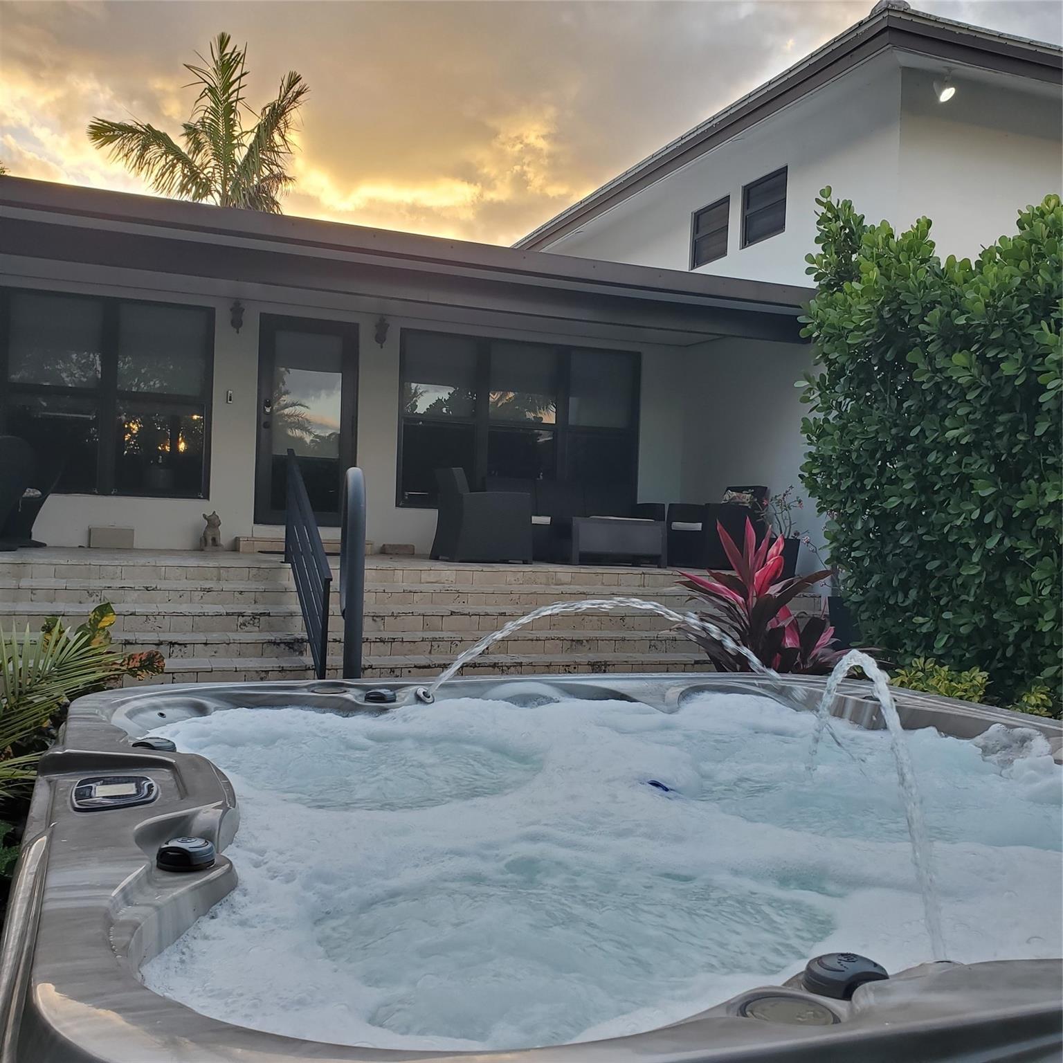 Undisclosed Address Fort Lauderdale, FL 33316