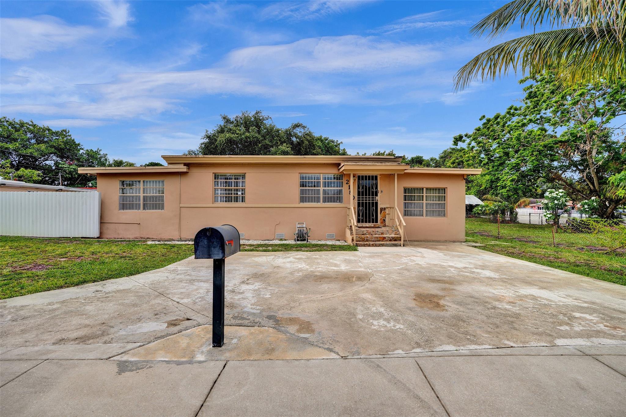 2180 NW 105th Ter