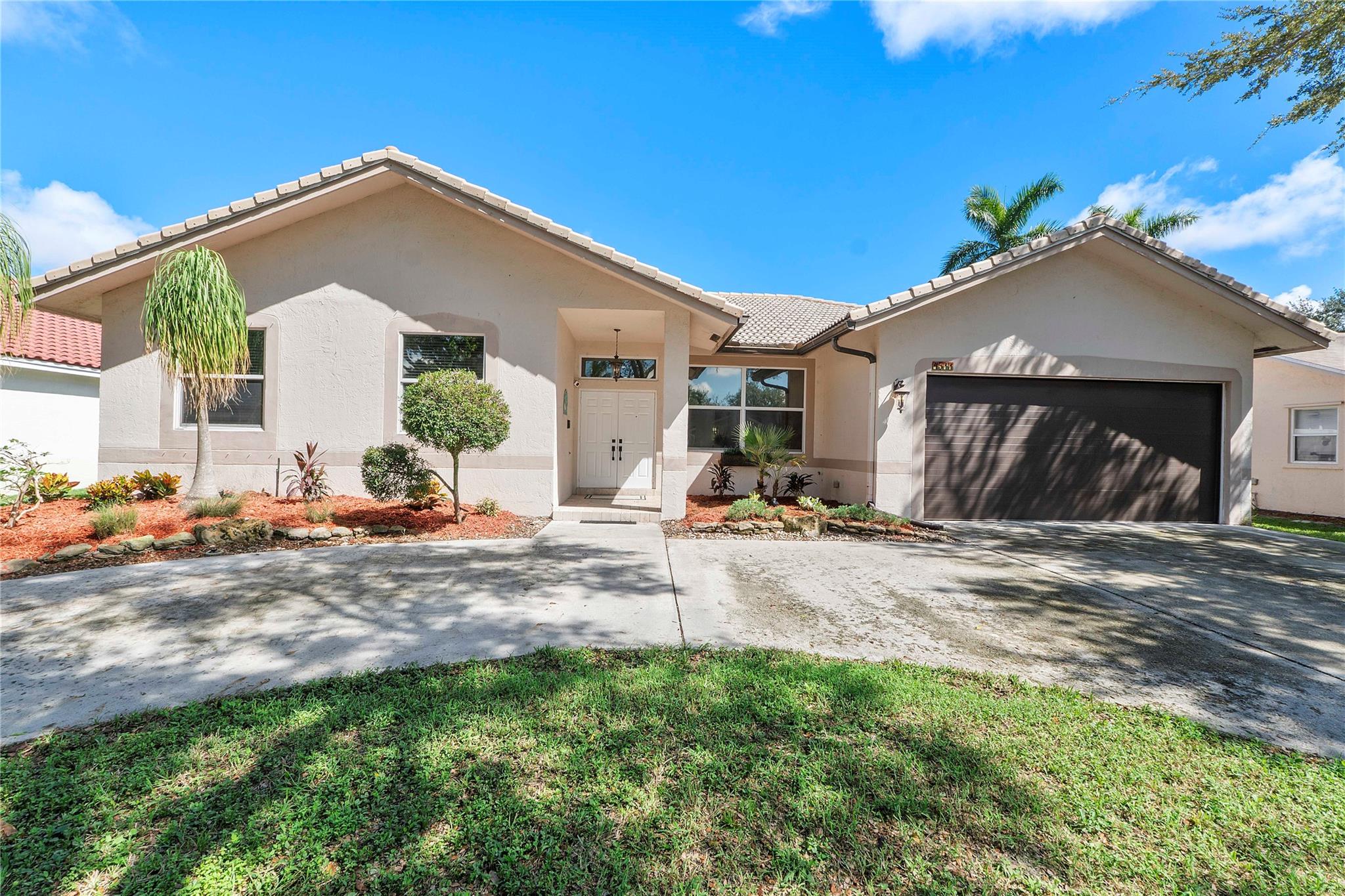 4511 NW 49th Ct