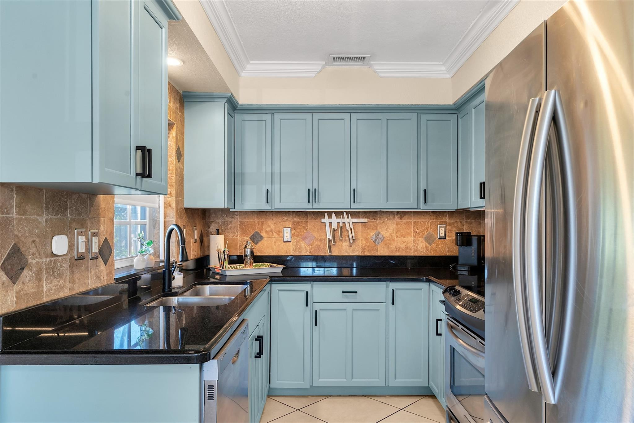 3221 Seaward Pompano Beach, FL 33062