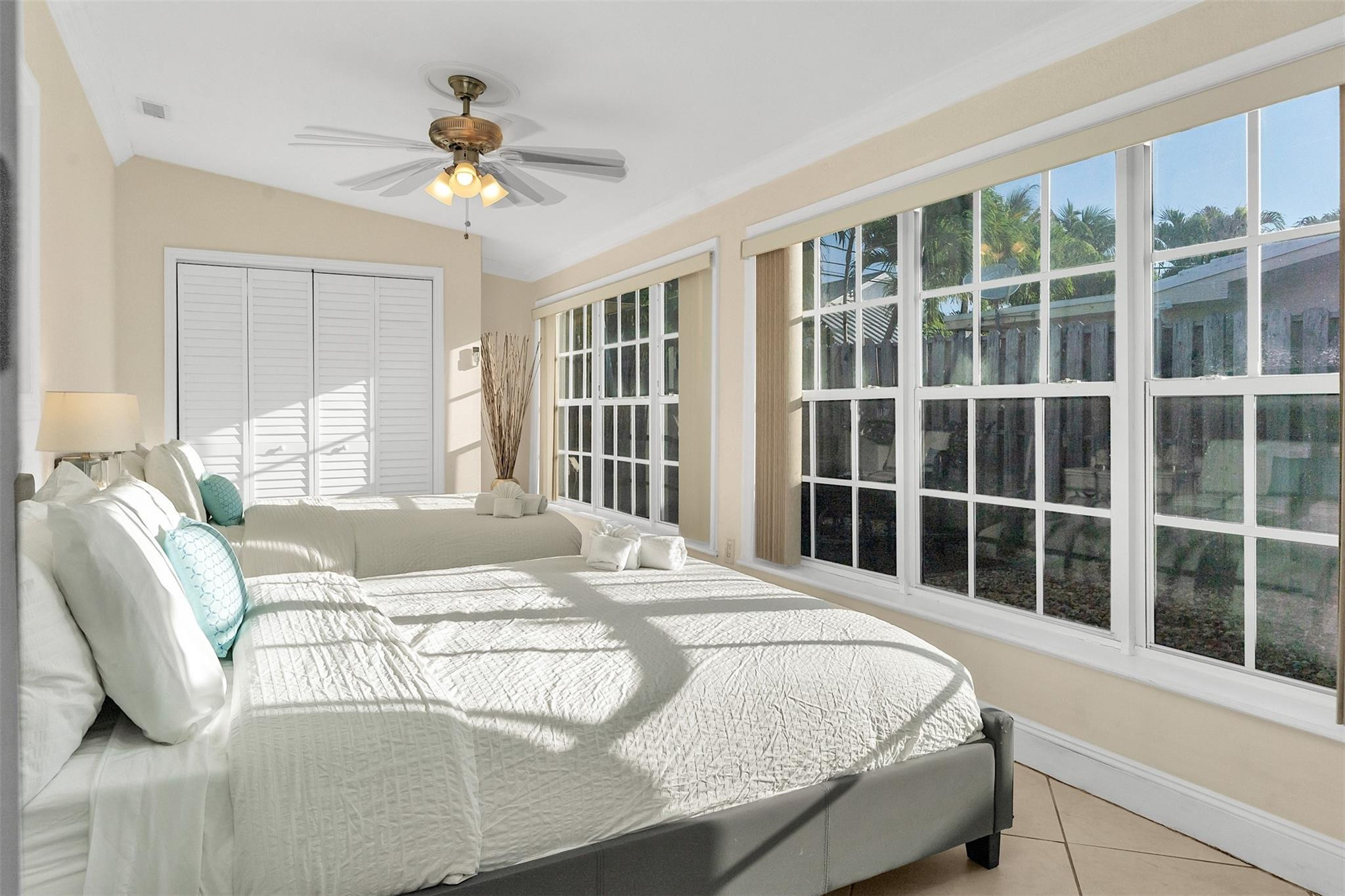 3221 Seaward Pompano Beach, FL 33062