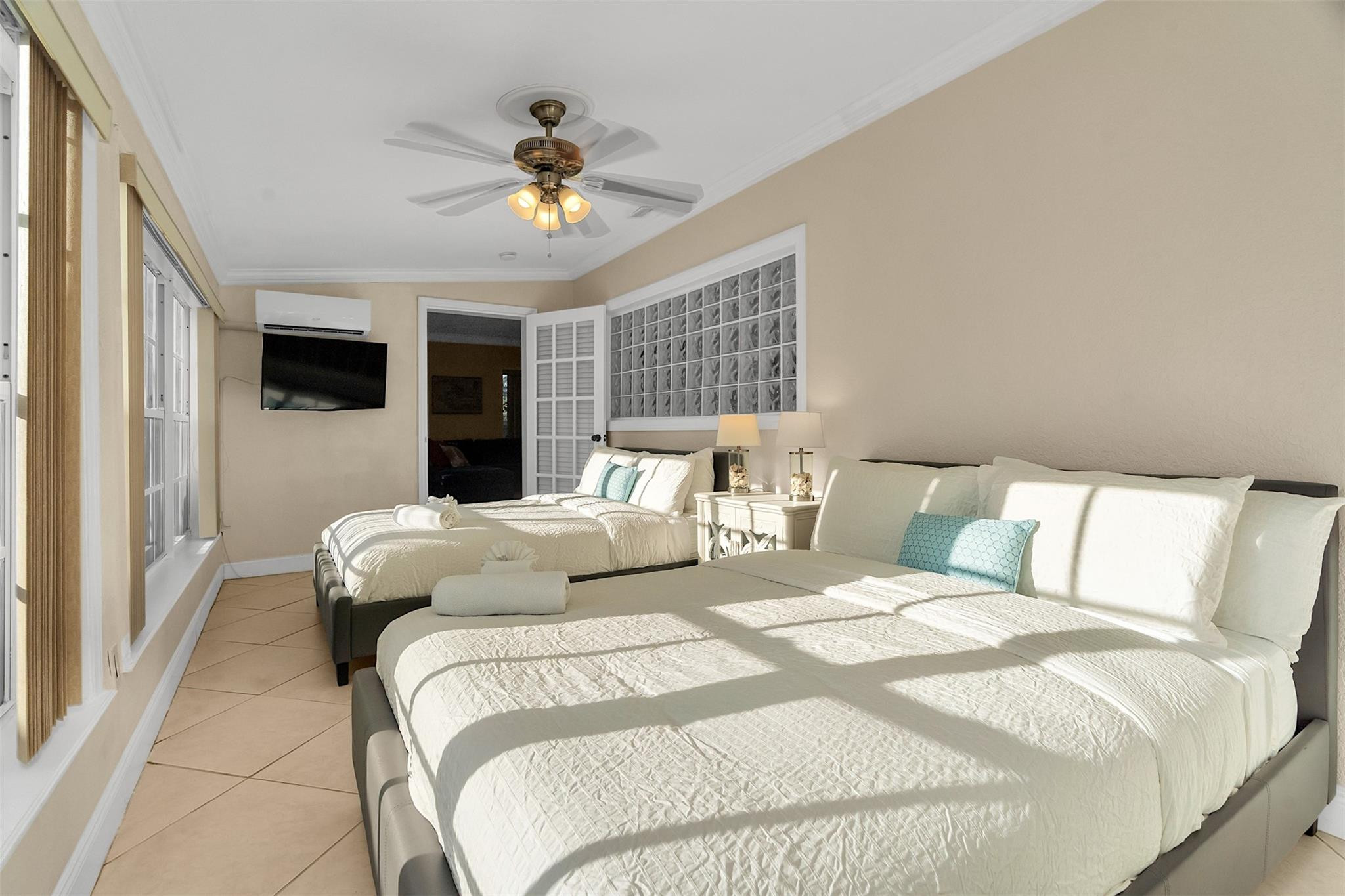 3221 Seaward Pompano Beach, FL 33062
