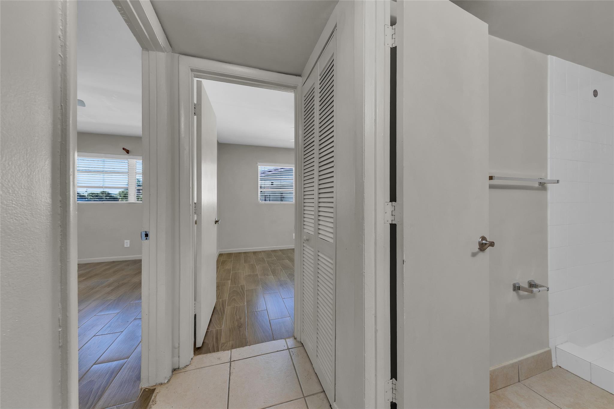 2201 NE 36th St #205 Lighthouse Point, FL 33064