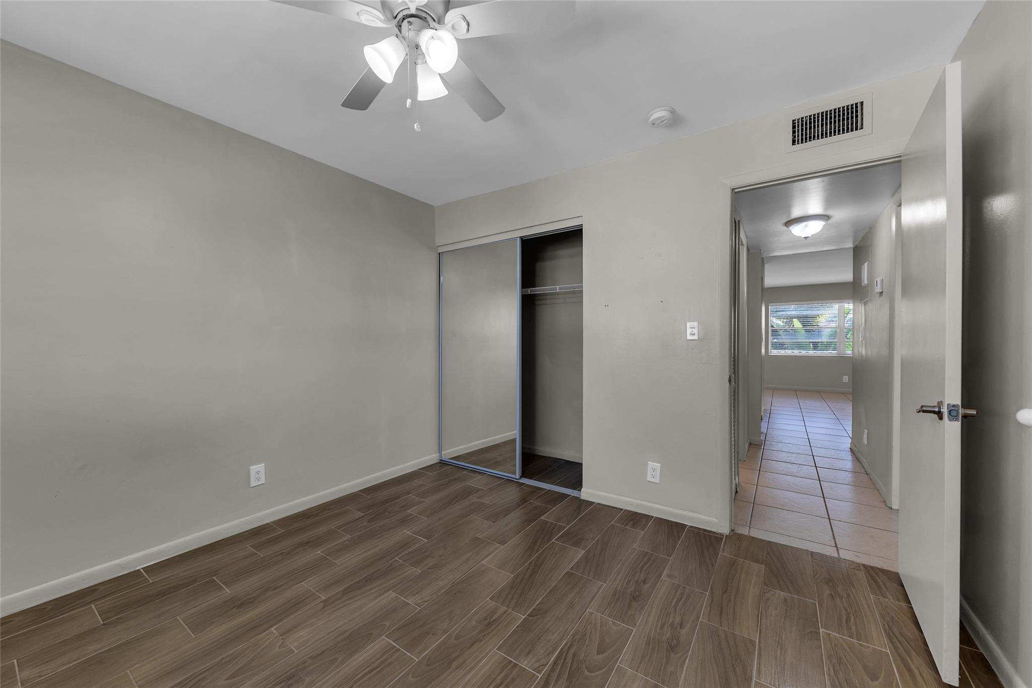 2201 NE 36th St #205 Lighthouse Point, FL 33064