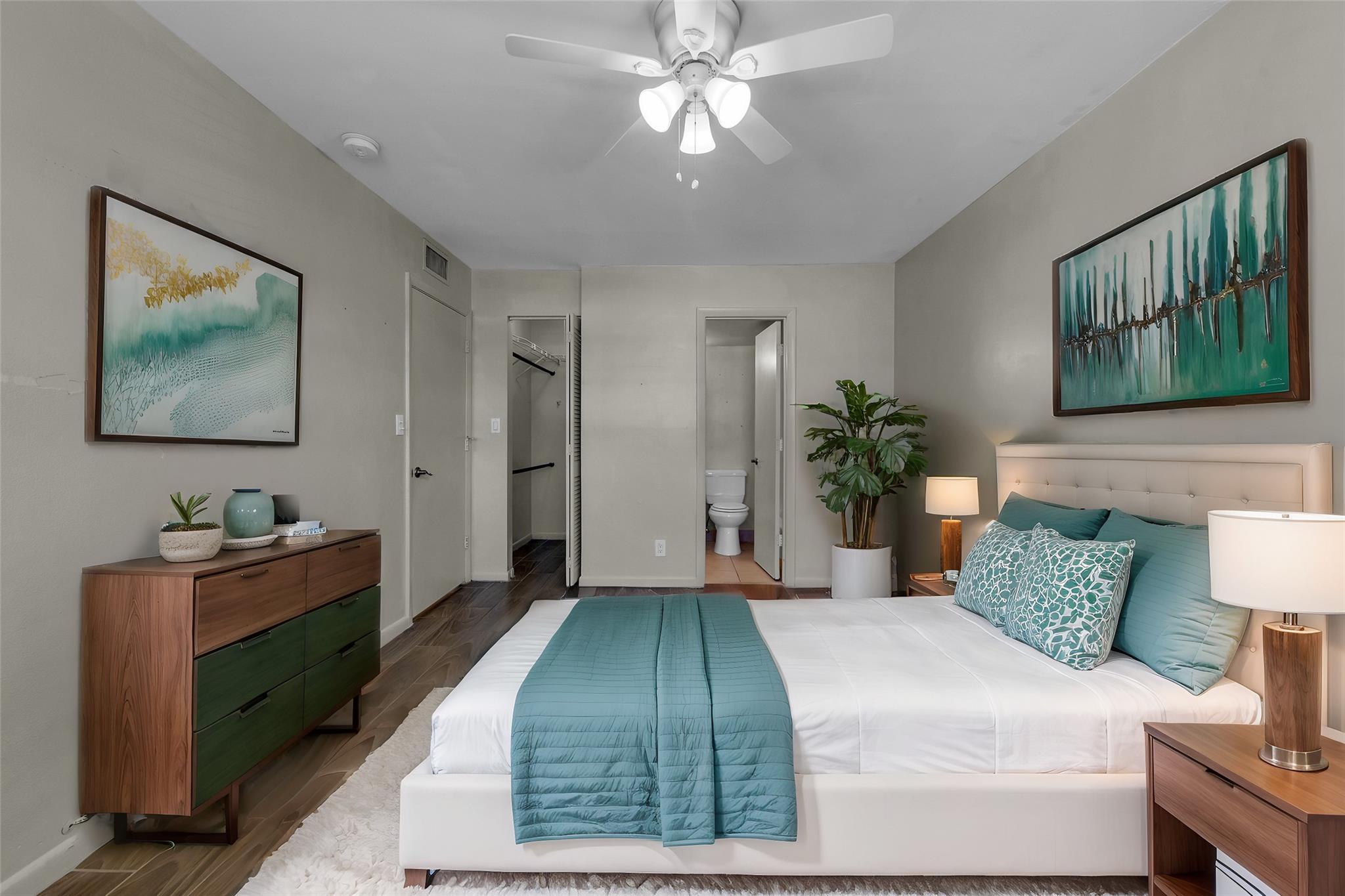 2201 NE 36th St #205 Lighthouse Point, FL 33064