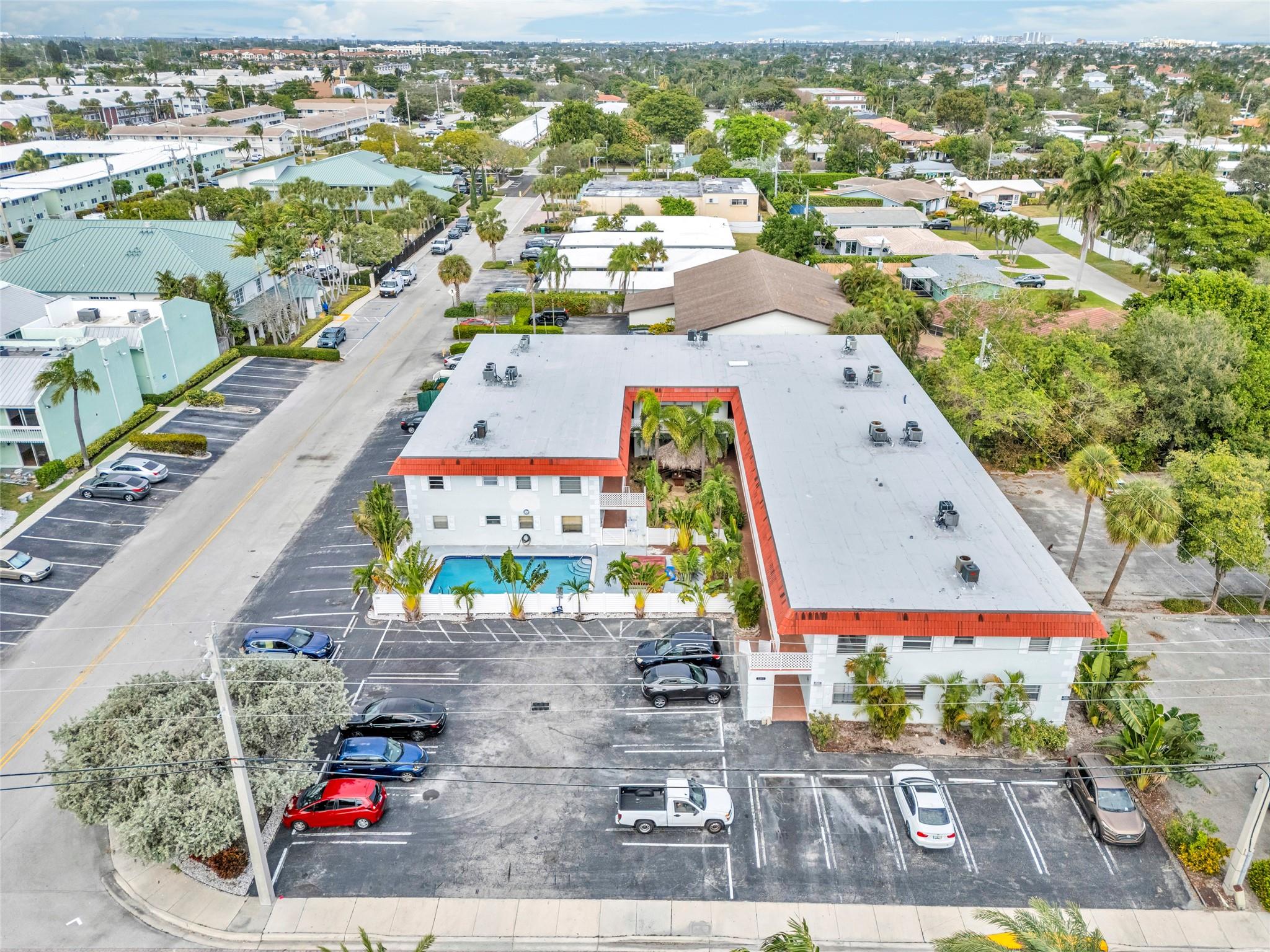 2201 NE 36th St #205 Lighthouse Point, FL 33064