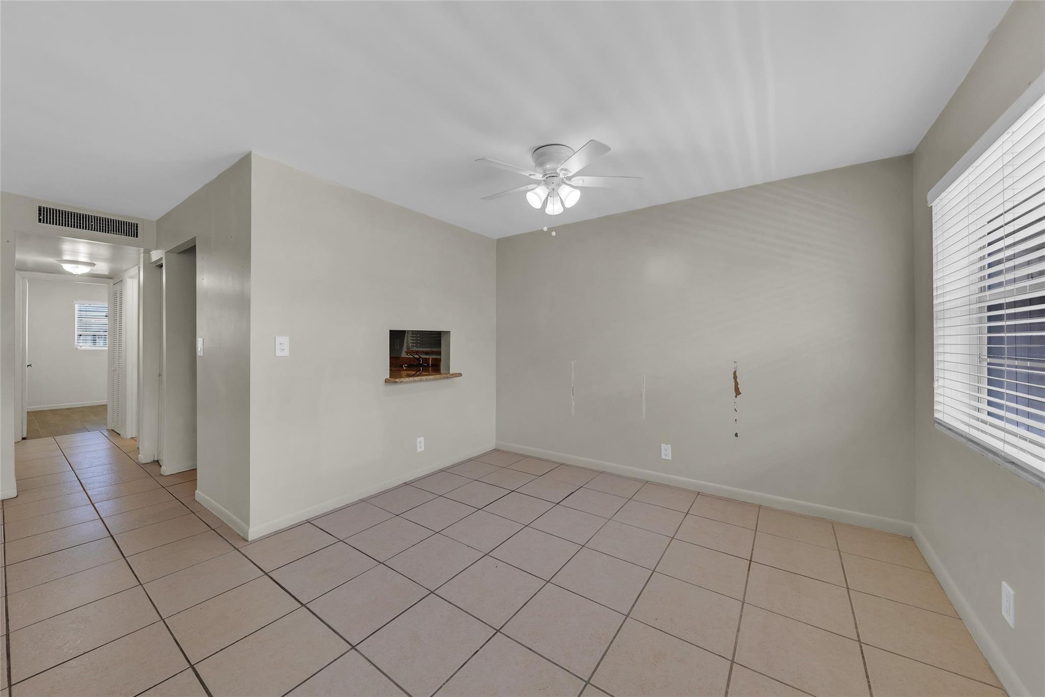 2201 NE 36th St #205 Lighthouse Point, FL 33064