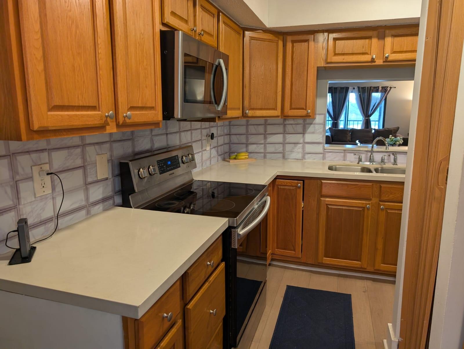 5884 Morningstar Cir #201