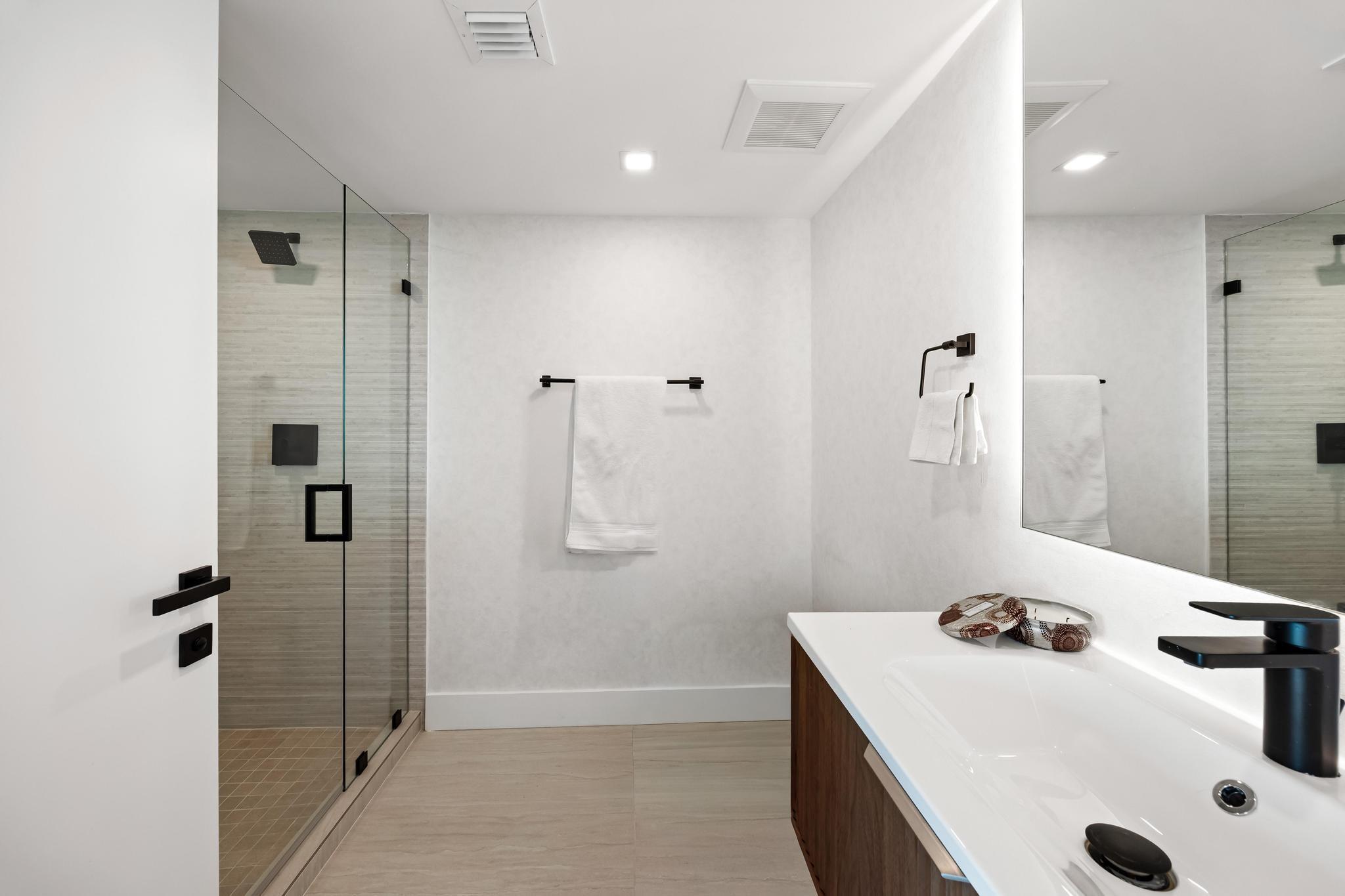 9499 Collins Ave #603 Surfside, FL 33154