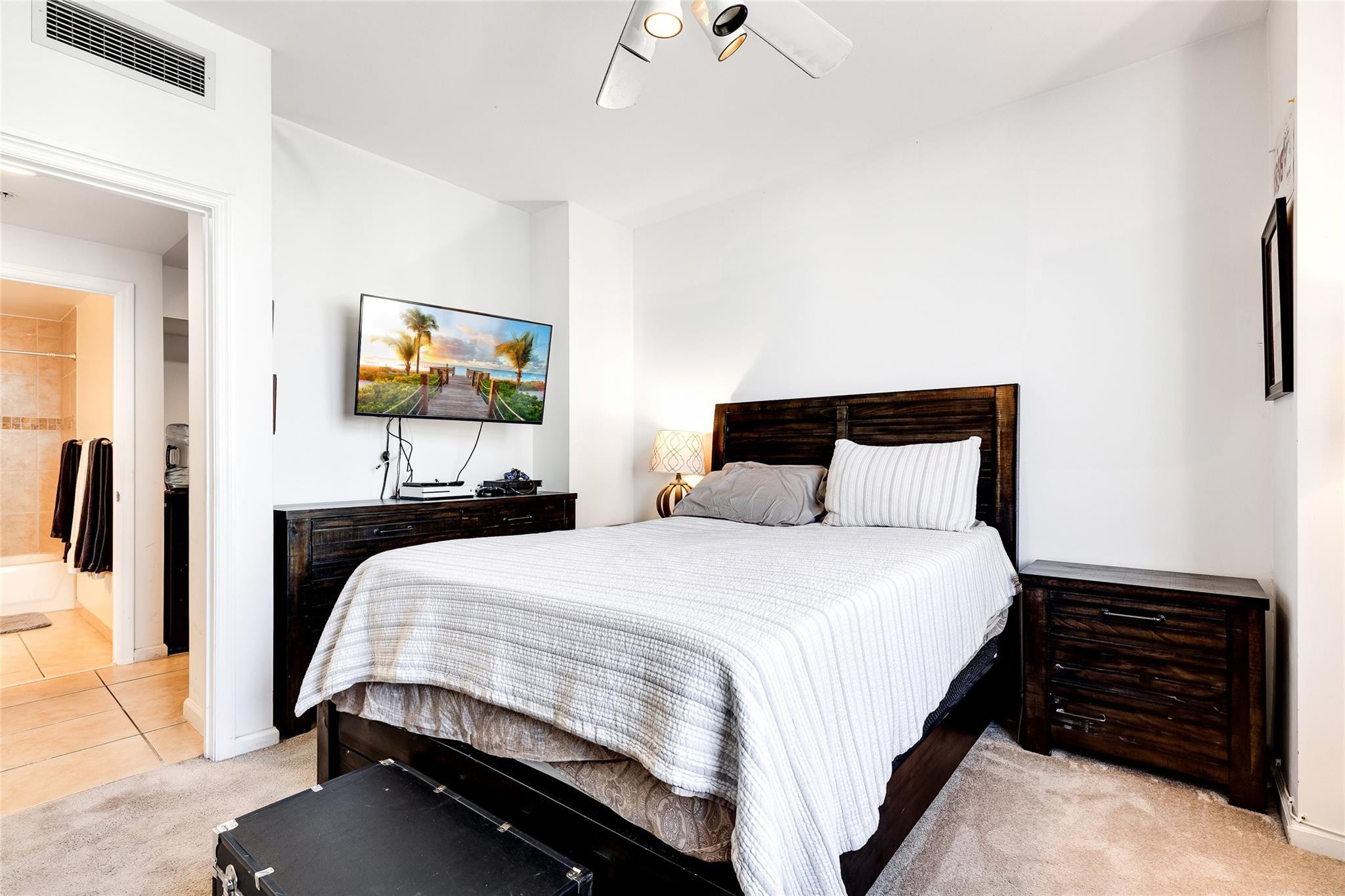 511 SE 5th Ave #1602 Fort Lauderdale, FL 33301