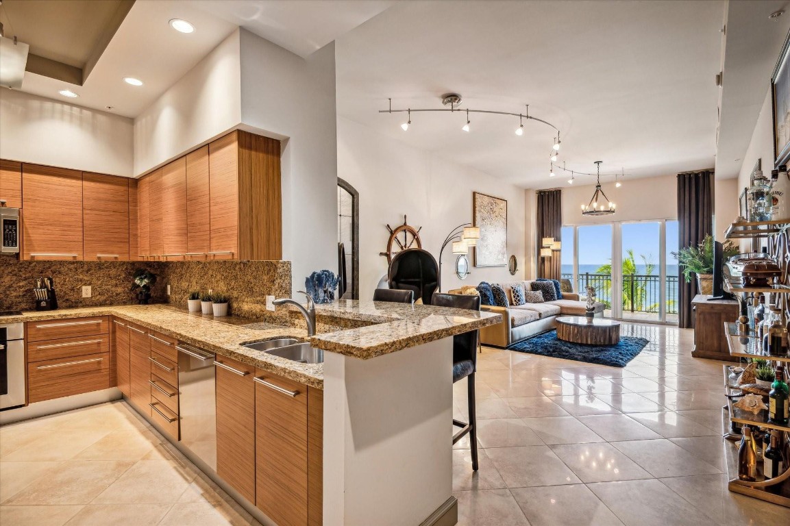 Undisclosed Address Fort Lauderdale, FL 33308