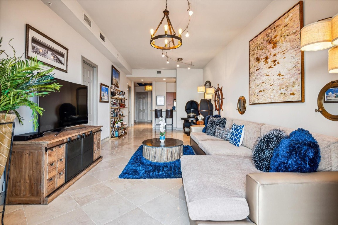 Undisclosed Address Fort Lauderdale, FL 33308