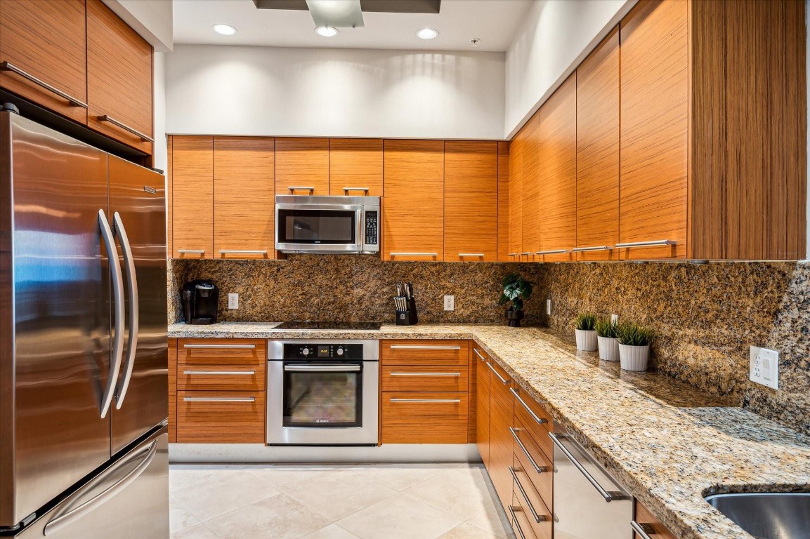 Undisclosed Address Fort Lauderdale, FL 33308