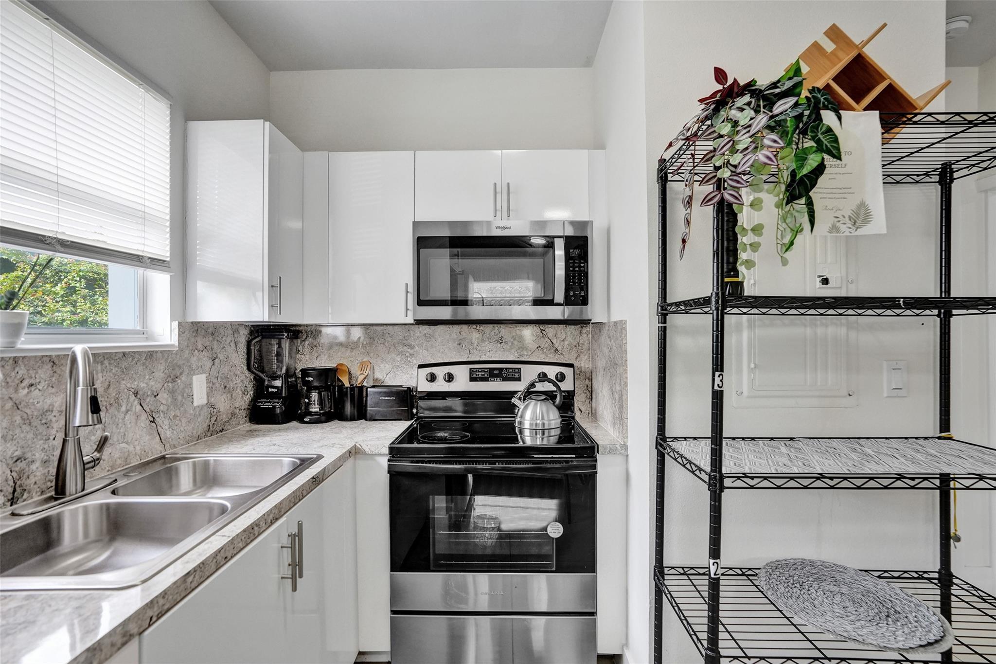 763 NW 41st St Miami, FL 33127