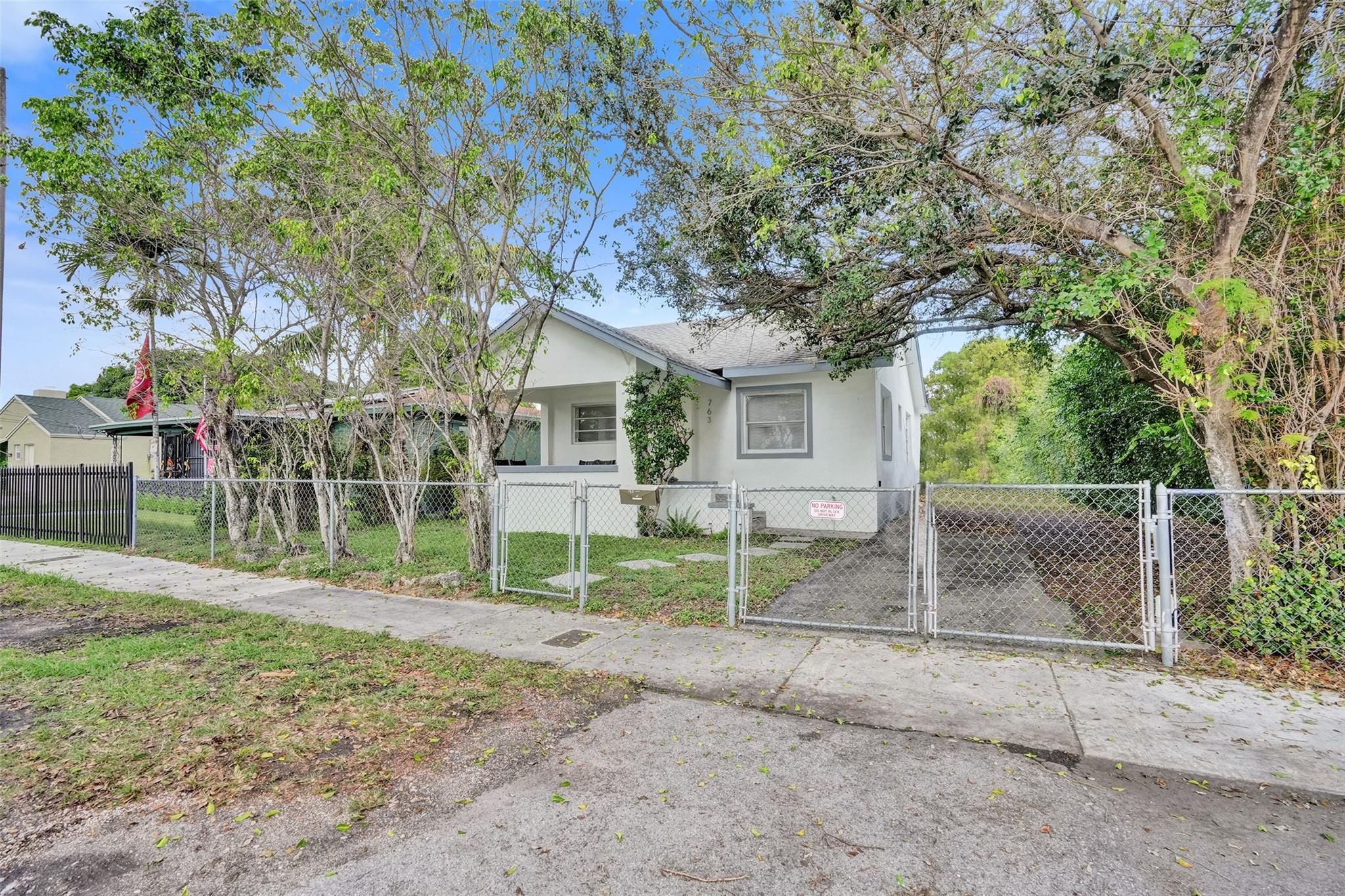 763 NW 41st St Miami, FL 33127