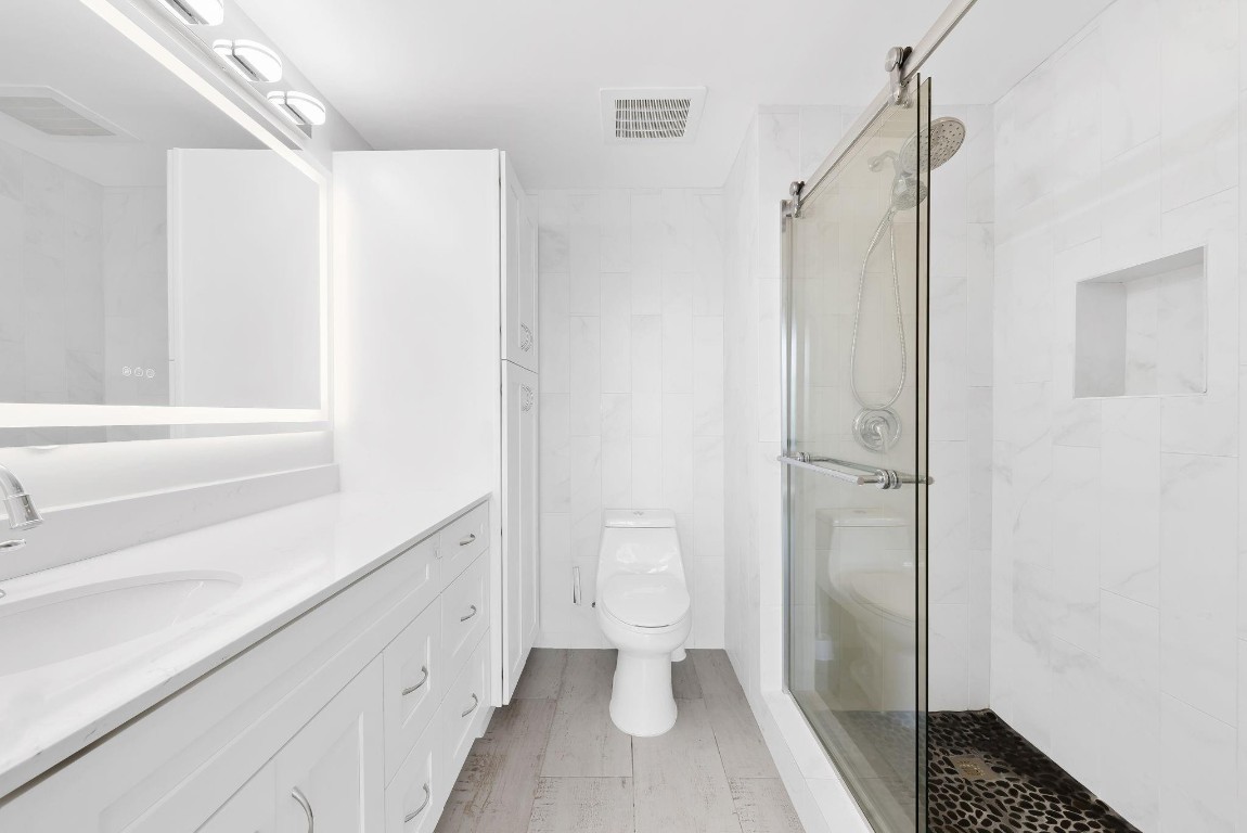 511 SE 5th #1709 Fort Lauderdale, FL 33301