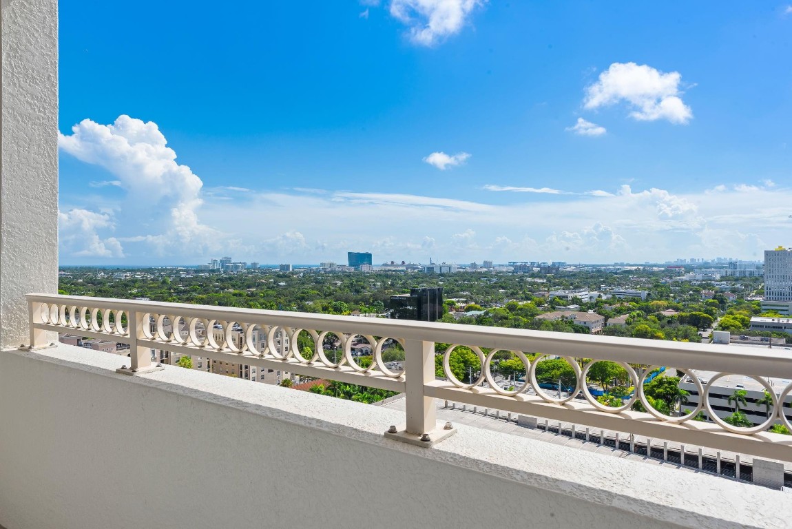 511 SE 5th #1709 Fort Lauderdale, FL 33301