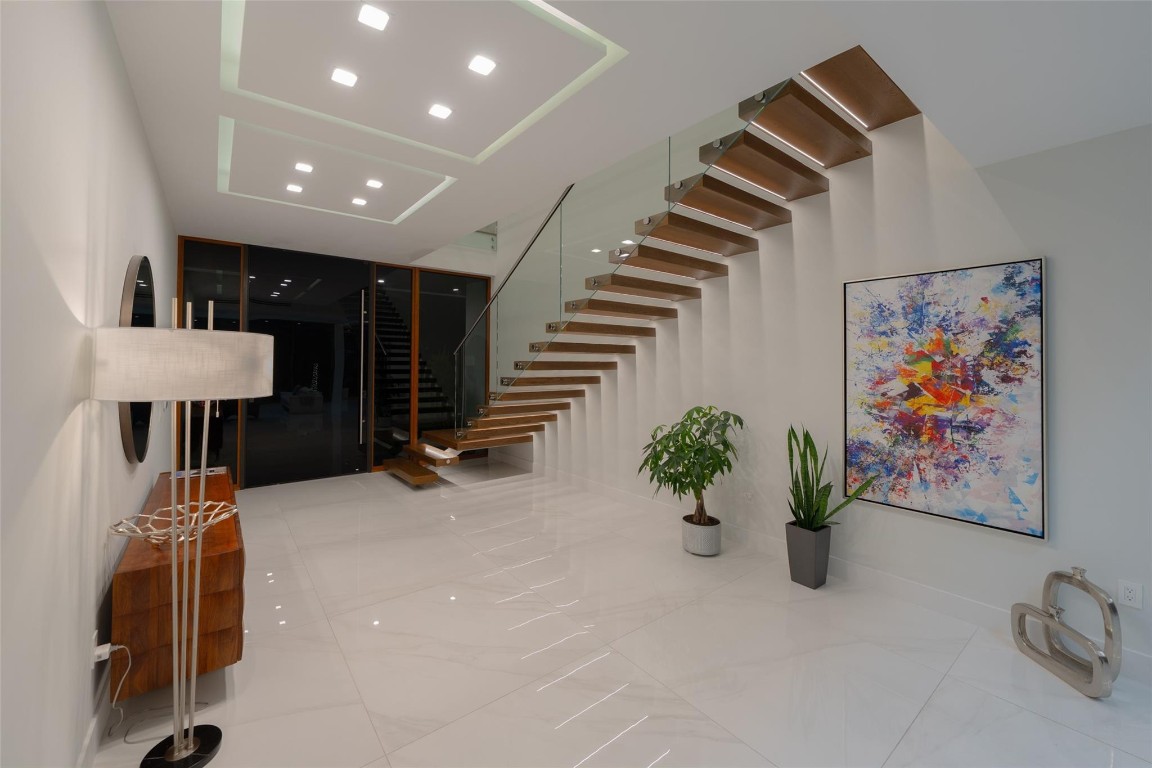 2631 NE 48th Lighthouse Point, FL 33064