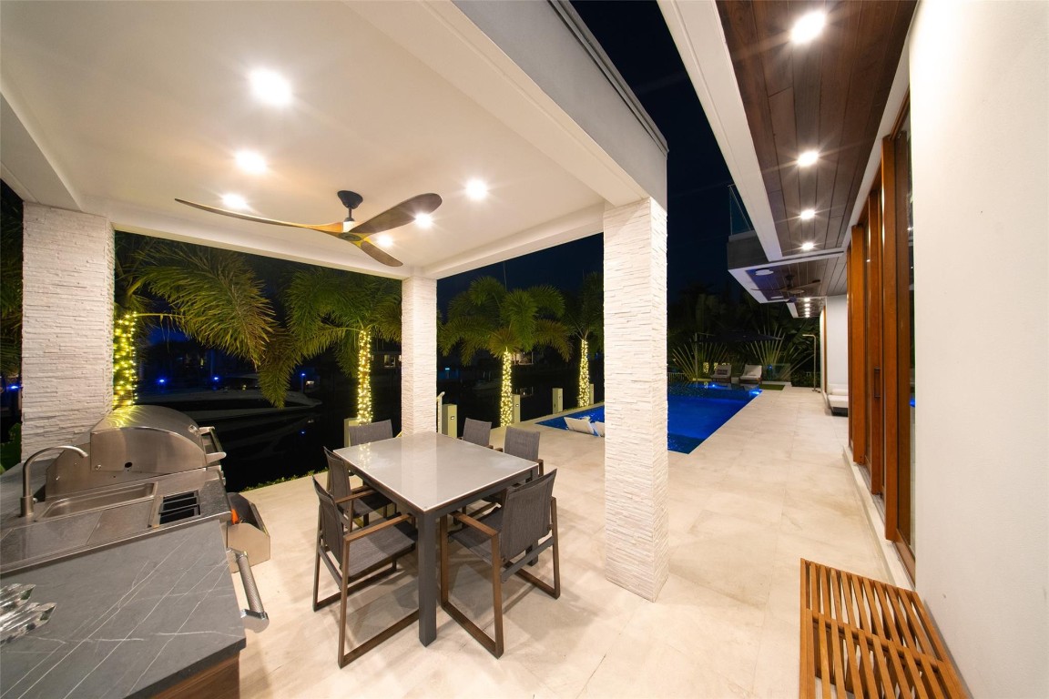 2631 NE 48th Lighthouse Point, FL 33064