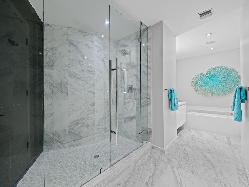 701 N Fort Lauderdale Bch #704 Fort Lauderdale, FL 33304